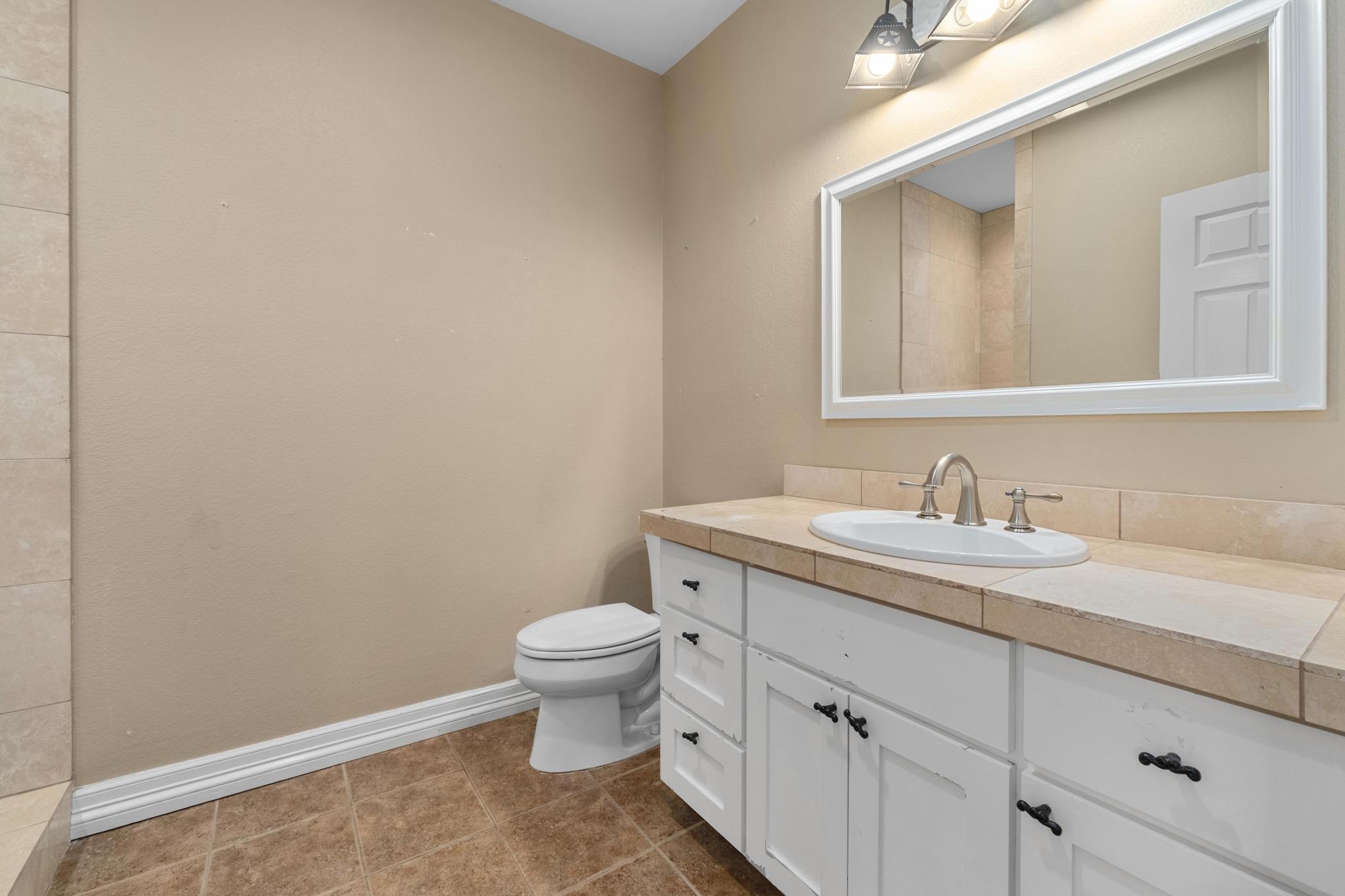 104 S Weston Ln, Austin, TX 78733