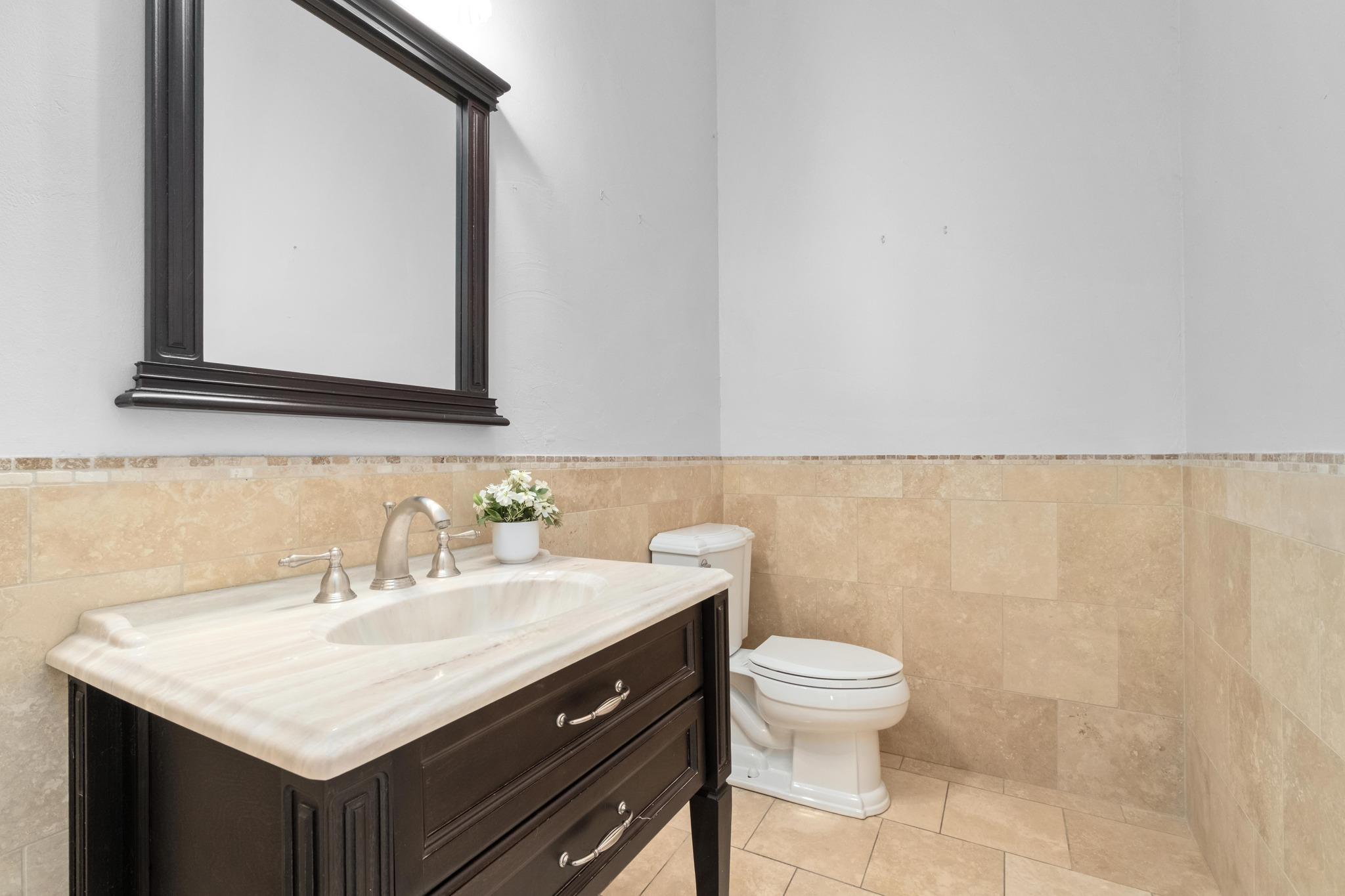 104 S Weston Ln, Austin, TX 78733