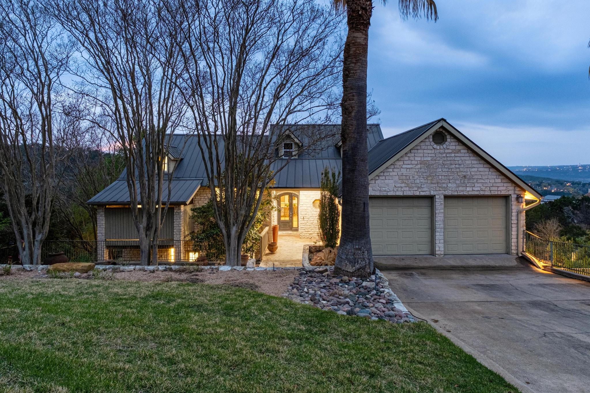 104 S Weston Ln, Austin, TX 78733