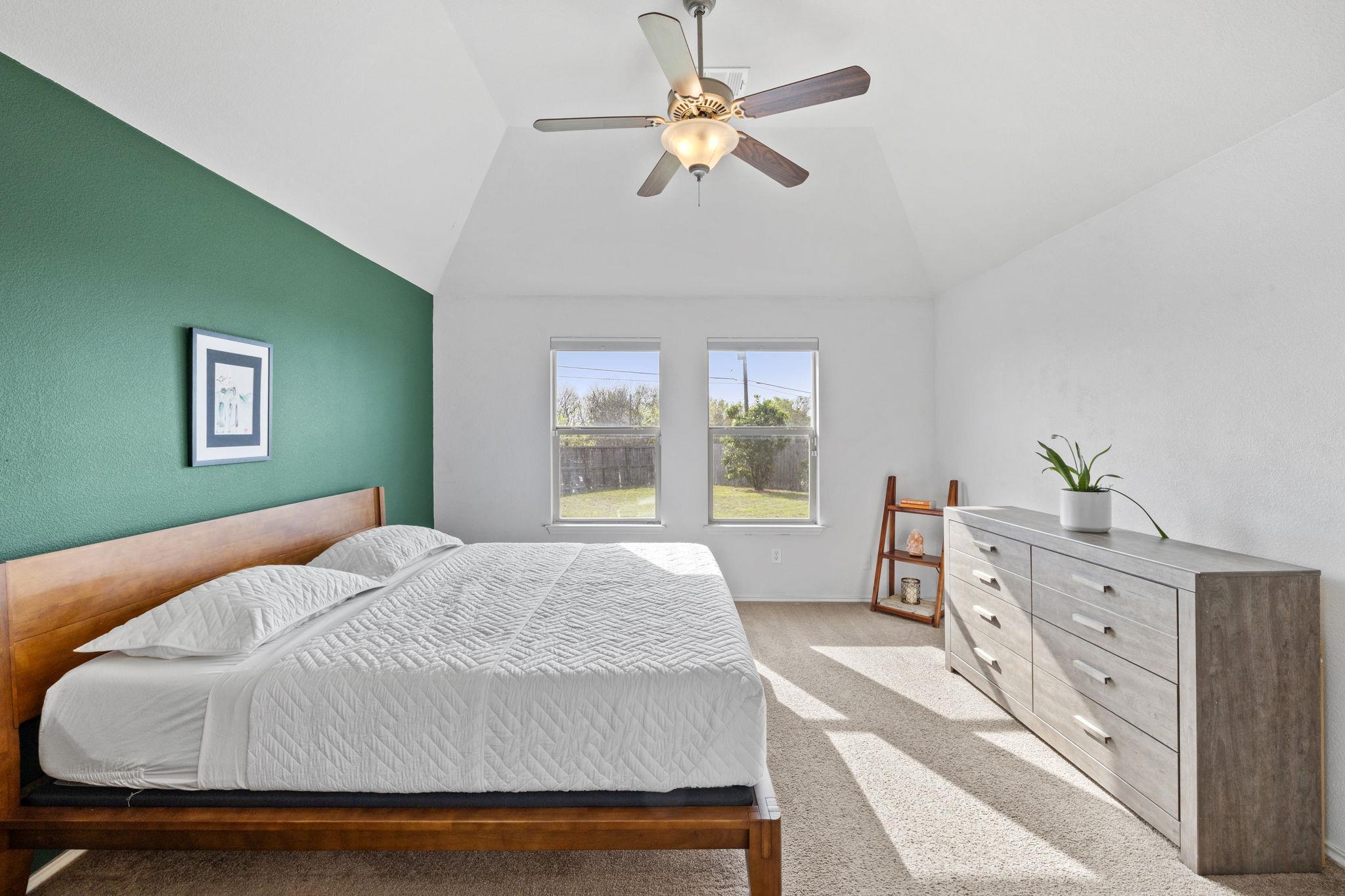 482 Travertine Trl, Buda, TX 78610