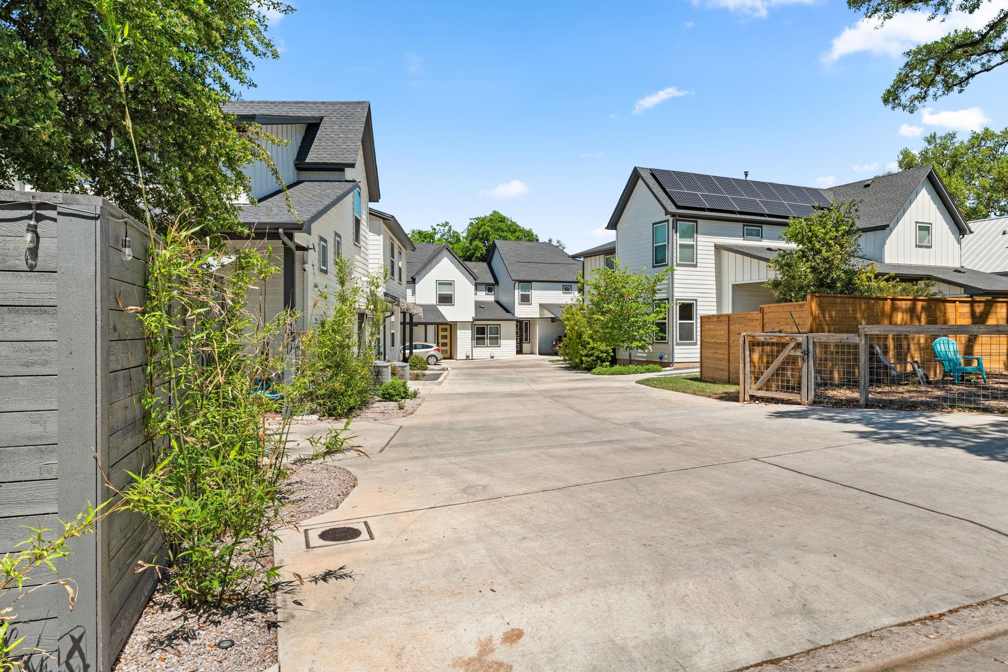 232 Lessin Ln # B, Austin, TX 78704