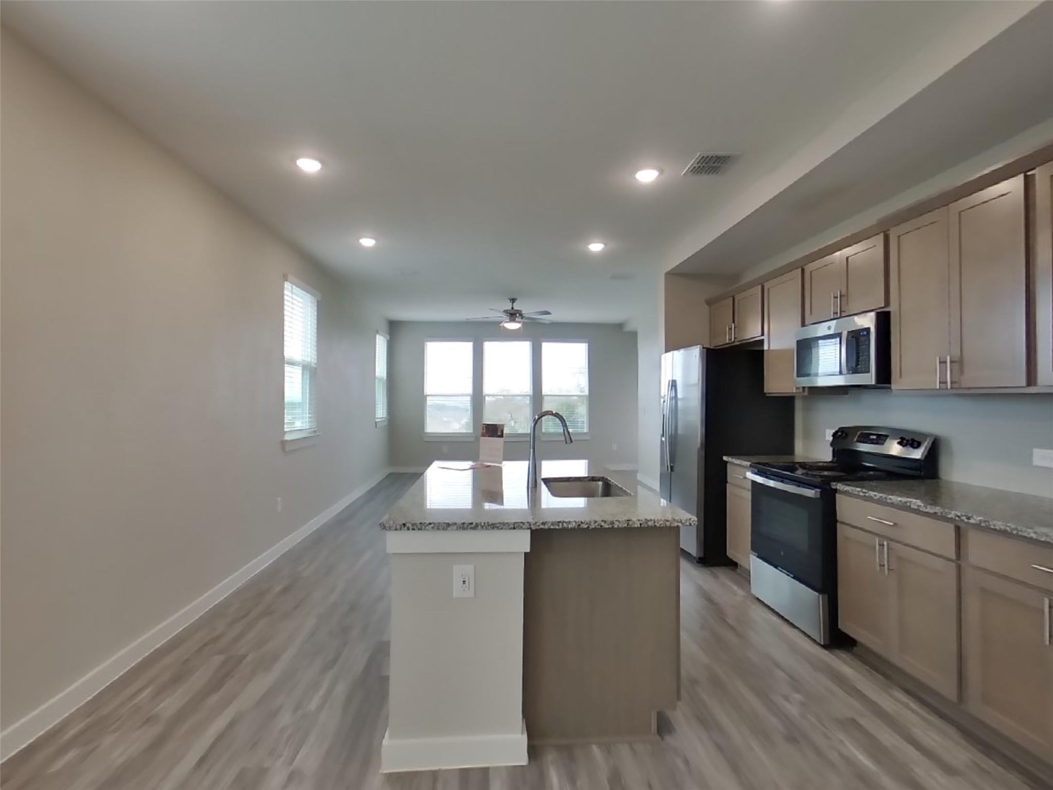 509 Raglands Rd, Leander, TX 78641