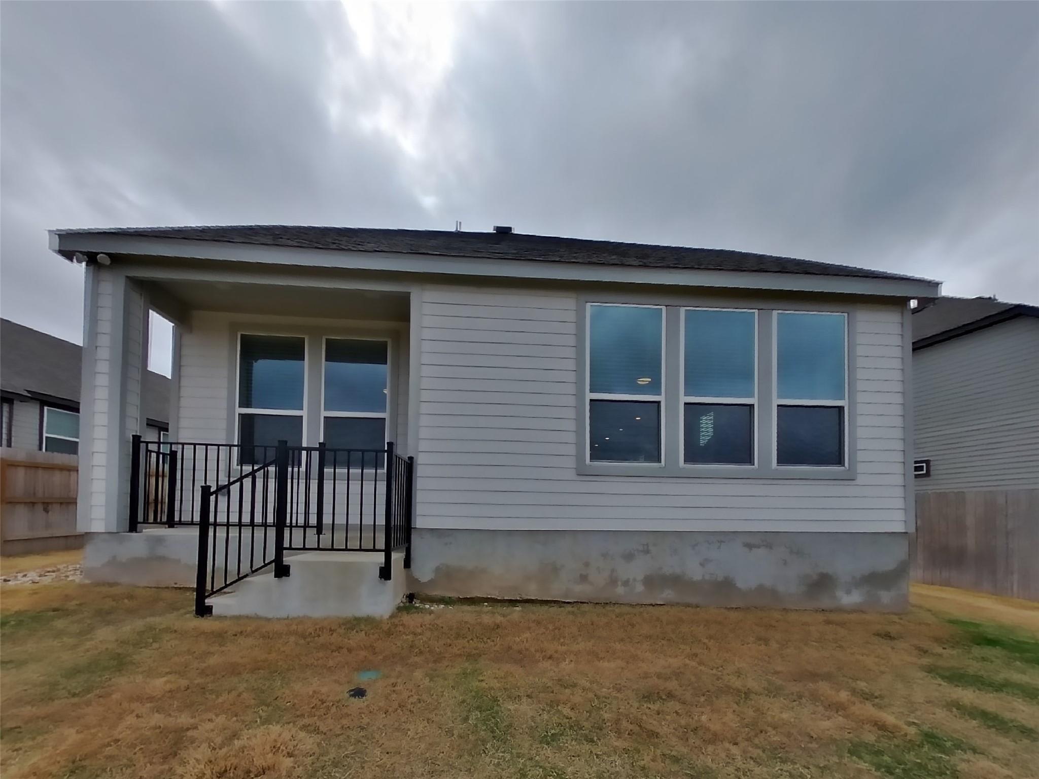 509 Raglands Rd, Leander, TX 78641