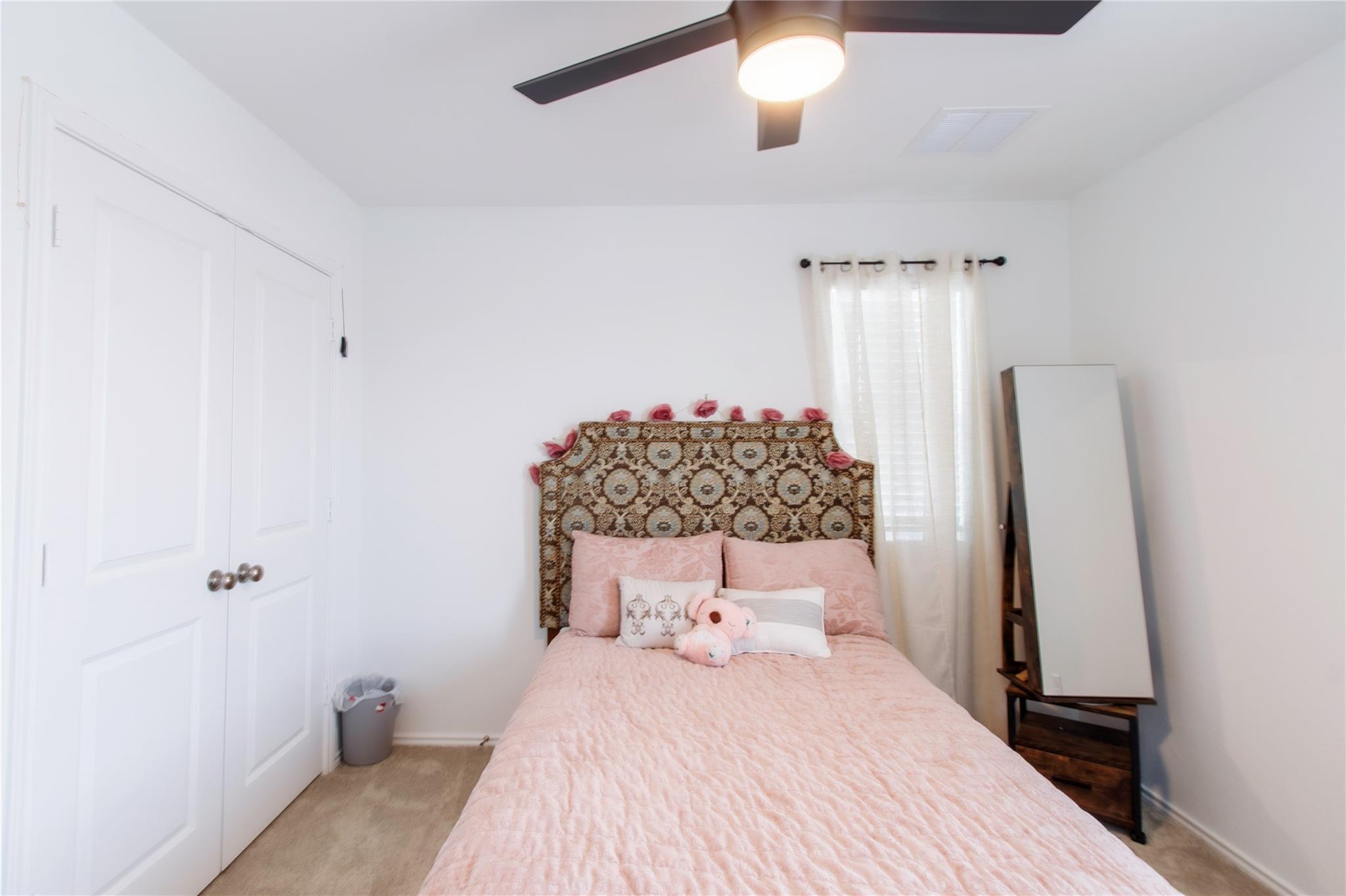 1404 Aquilla Dr, Leander, TX 78641