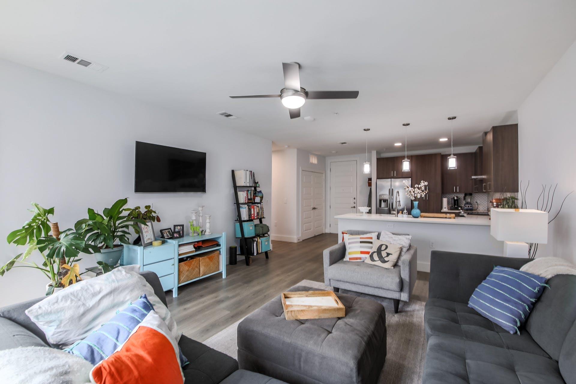 2213 Poquito St # 305, Austin, TX 78722