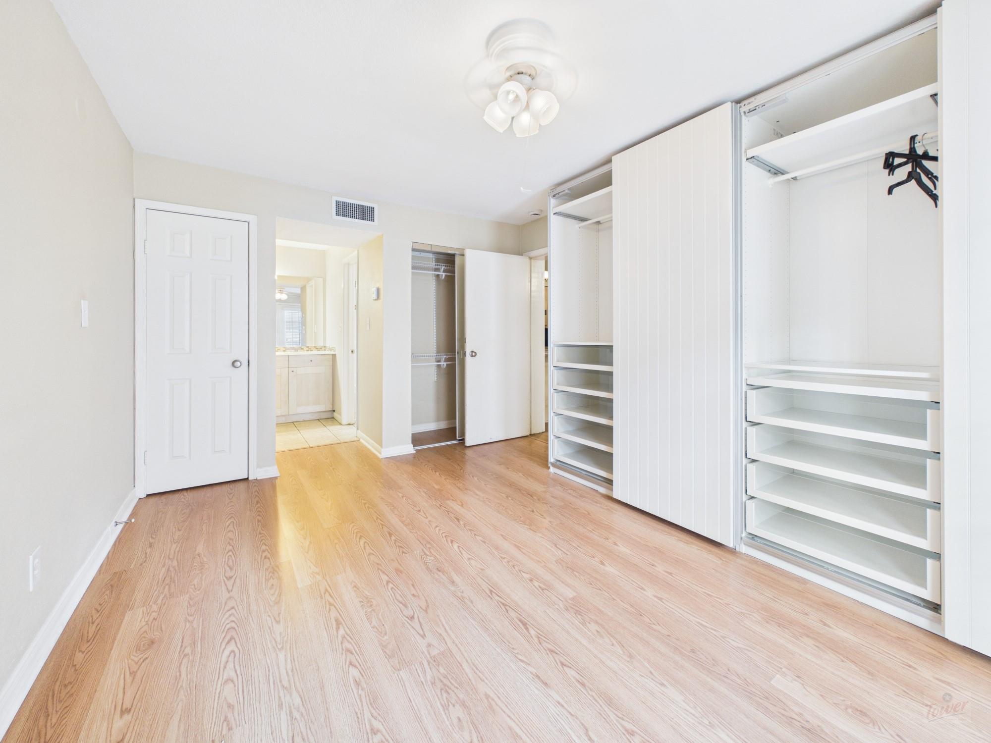 7685 Northcross Dr # 208, Austin, TX 78757