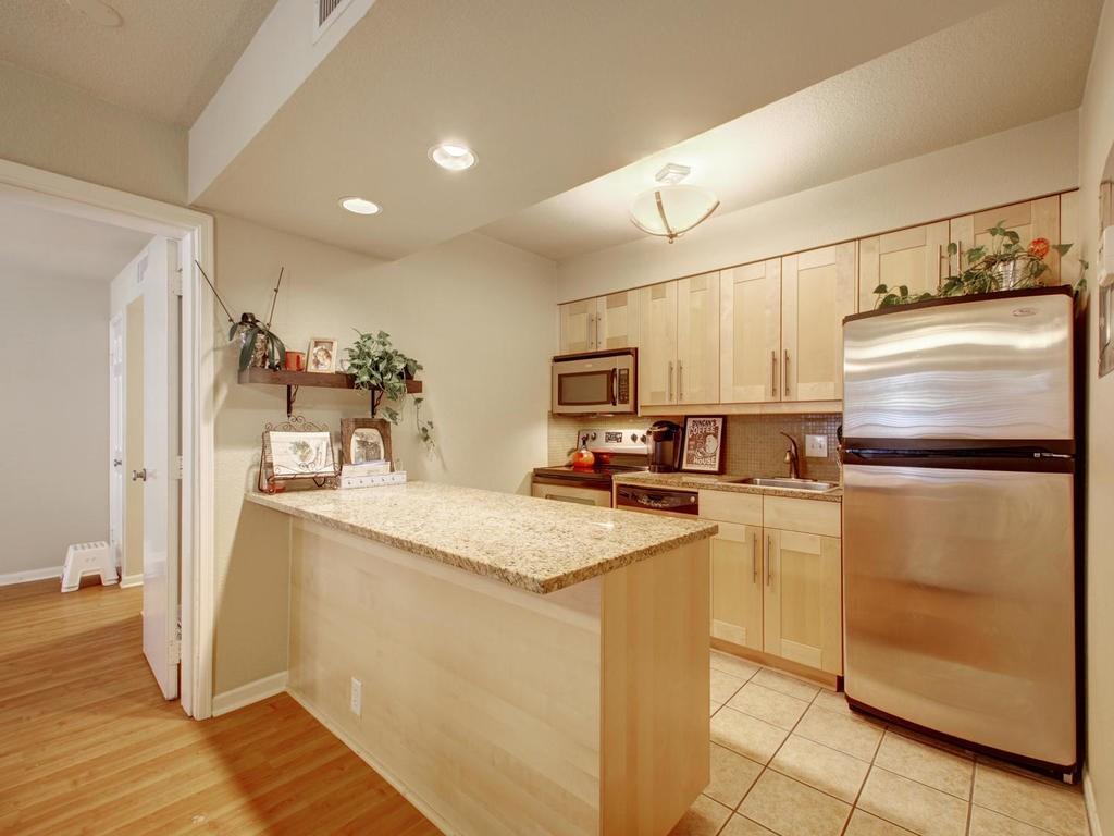 7685 Northcross Dr # 208, Austin, TX 78757