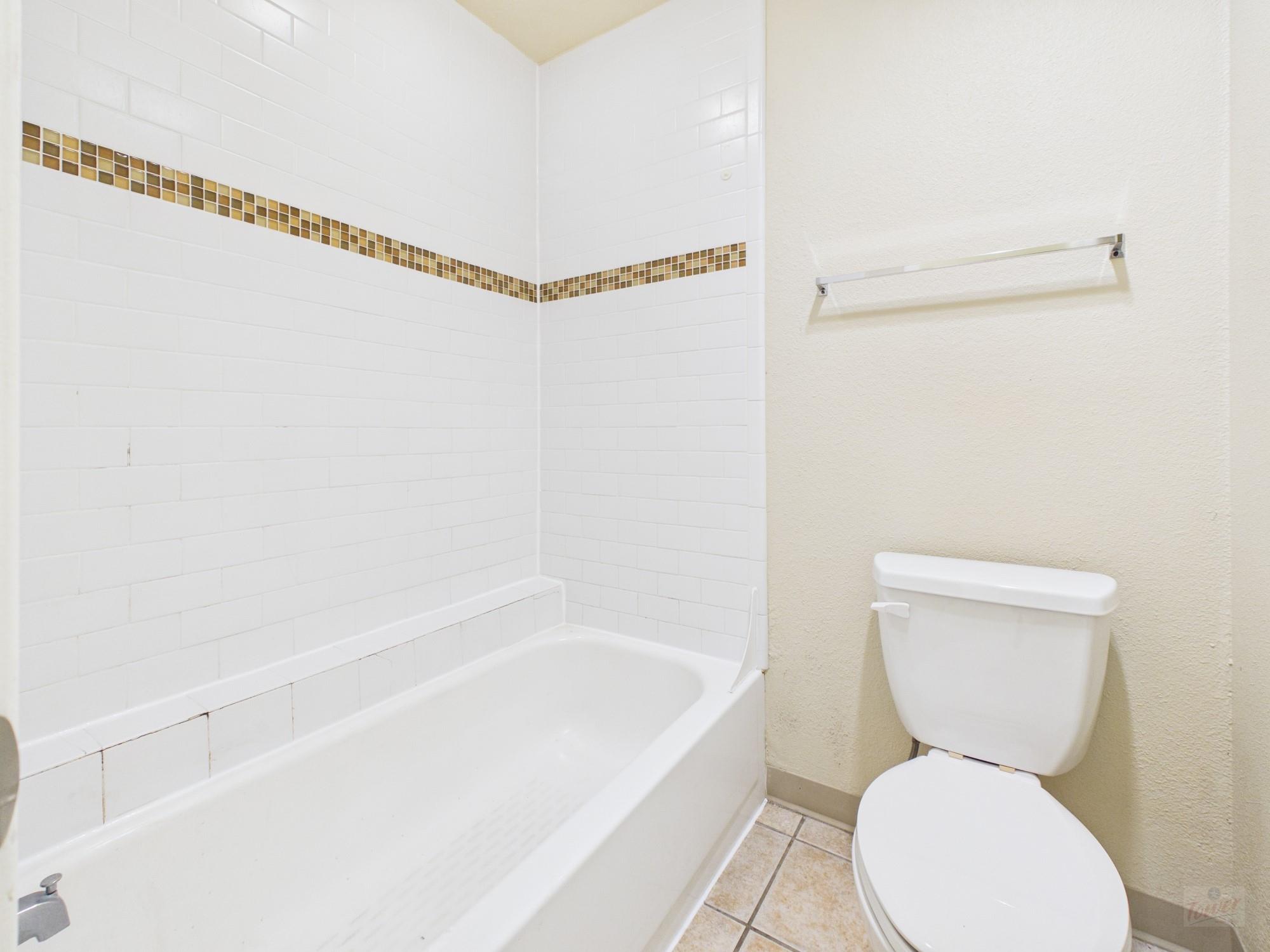 7685 Northcross Dr # 208, Austin, TX 78757