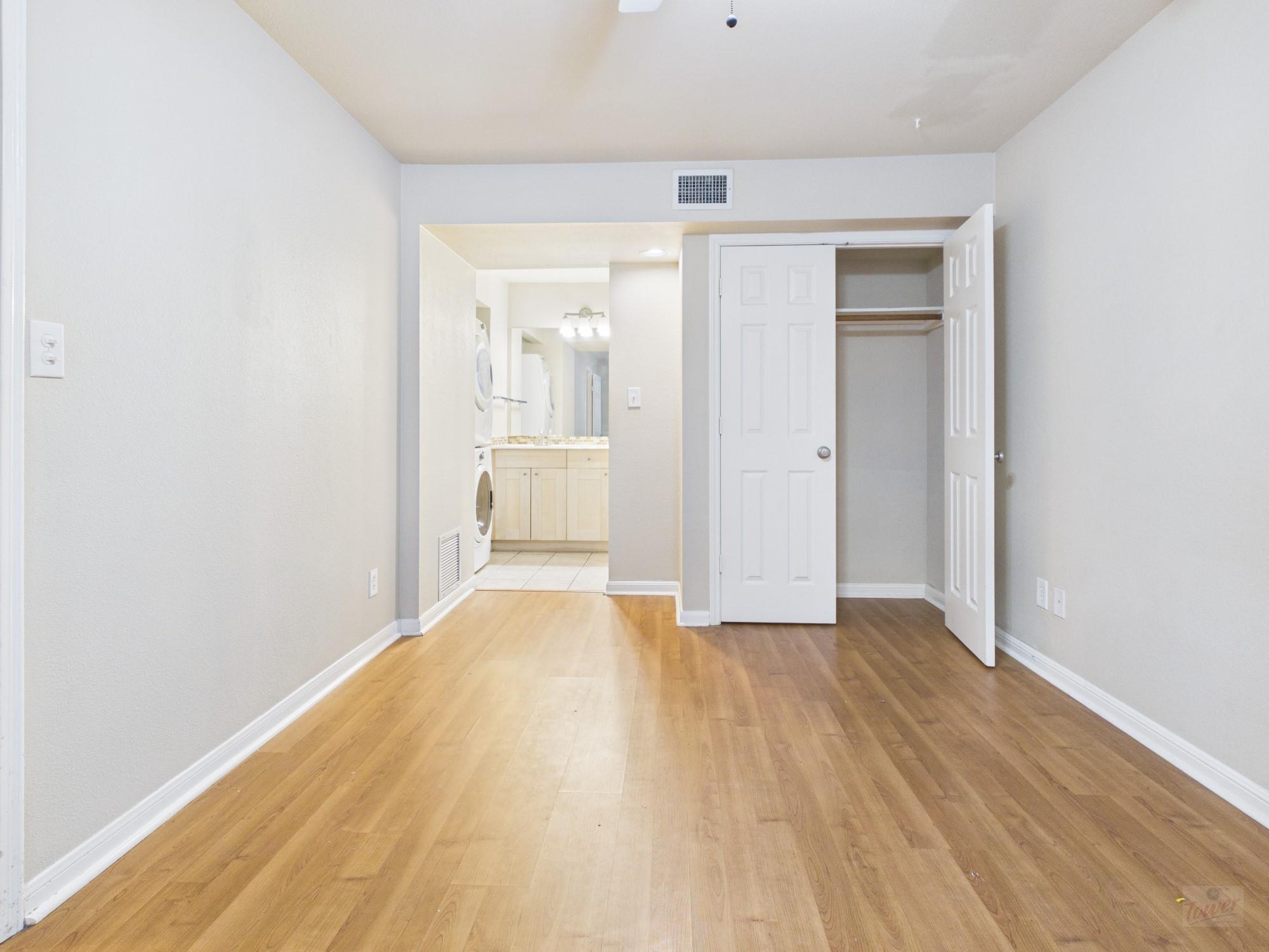 7685 Northcross Dr # 208, Austin, TX 78757