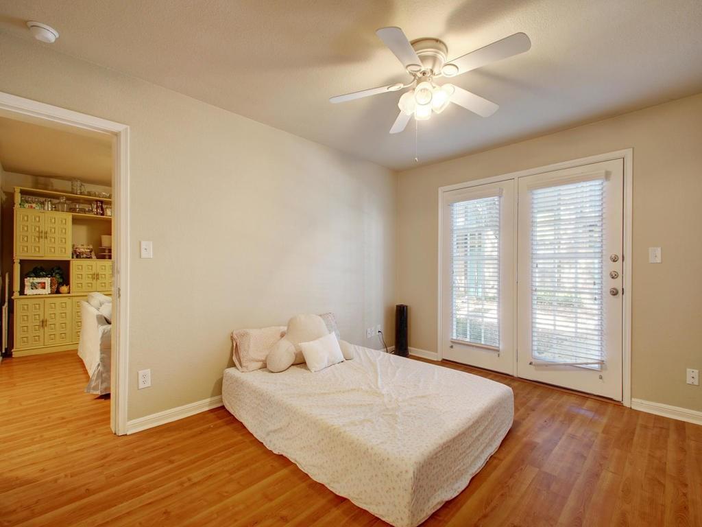 7685 Northcross Dr # 208, Austin, TX 78757