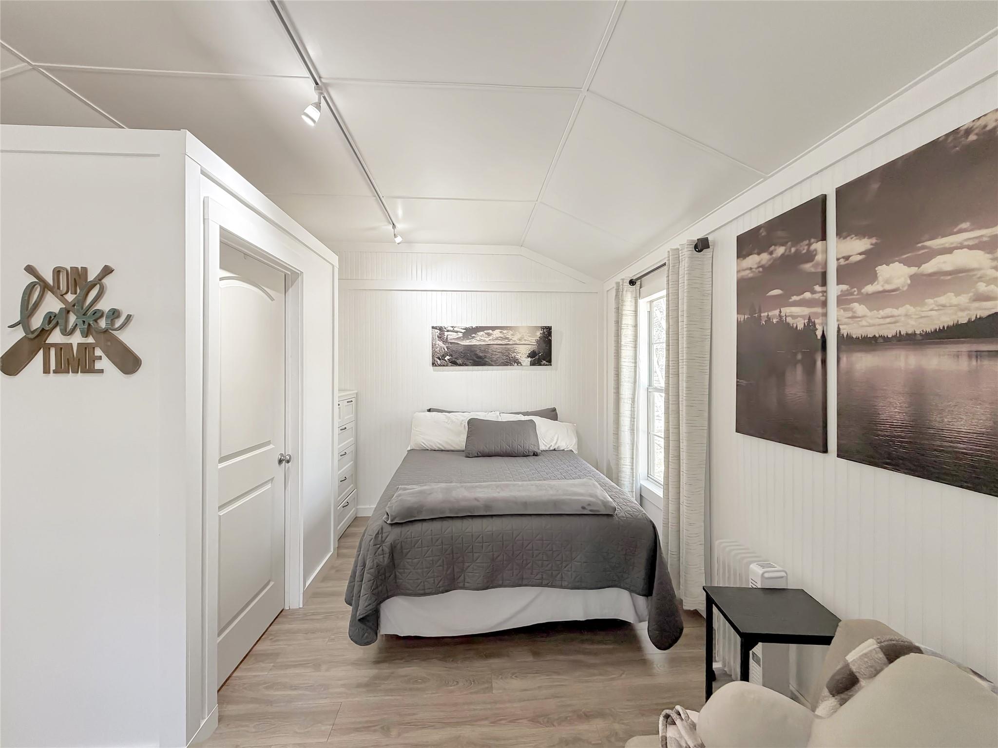 1660 and 1648 Westview Court Dr, Canyon Lake, TX 78133