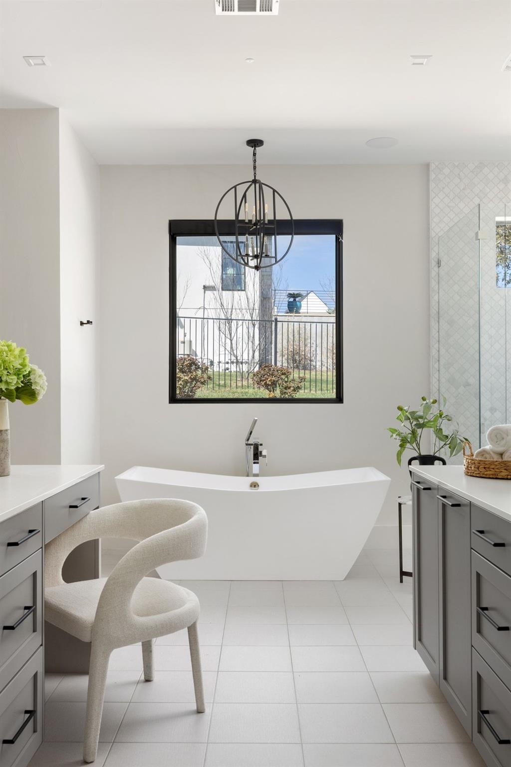 6037 W Verandero Ct, Austin, TX 78738