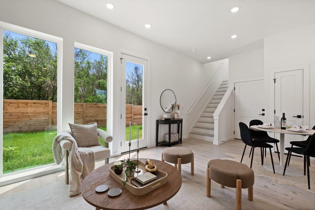 401 N Bluff Dr # 16101, Austin, TX 78745