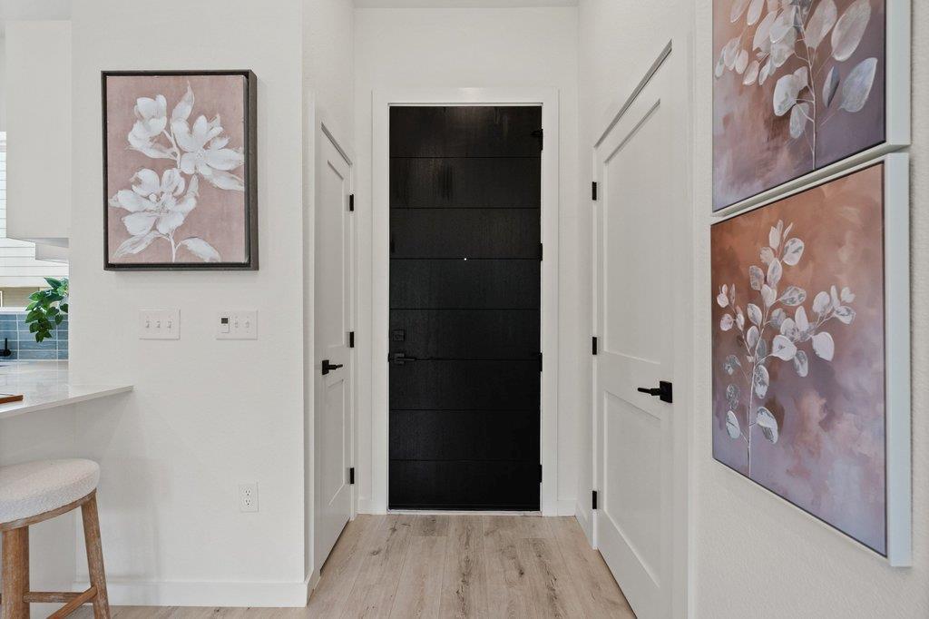 401 N Bluff Dr # 16101, Austin, TX 78745