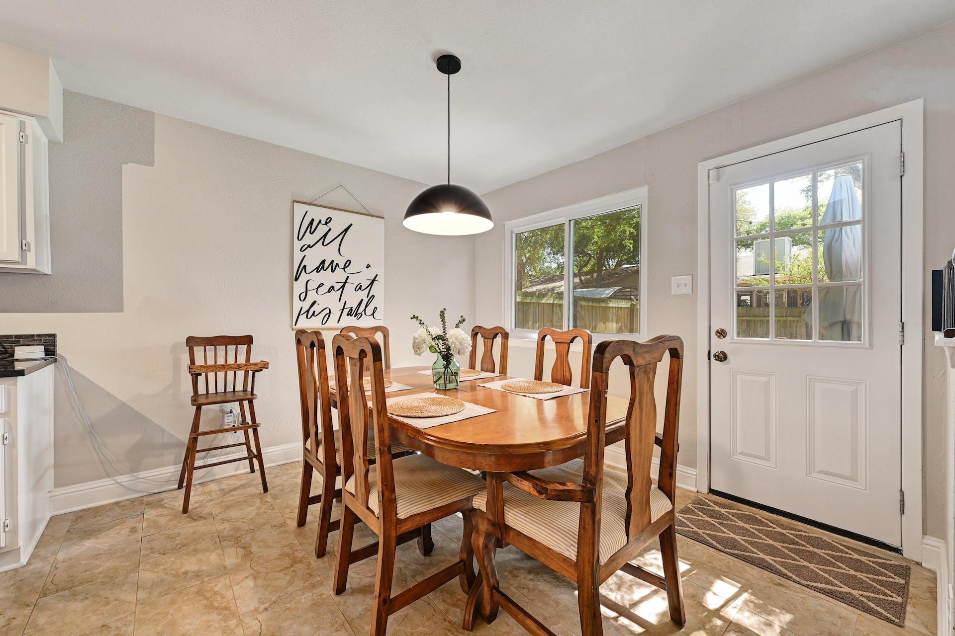 9007 Jesse James Dr, Austin, TX 78748