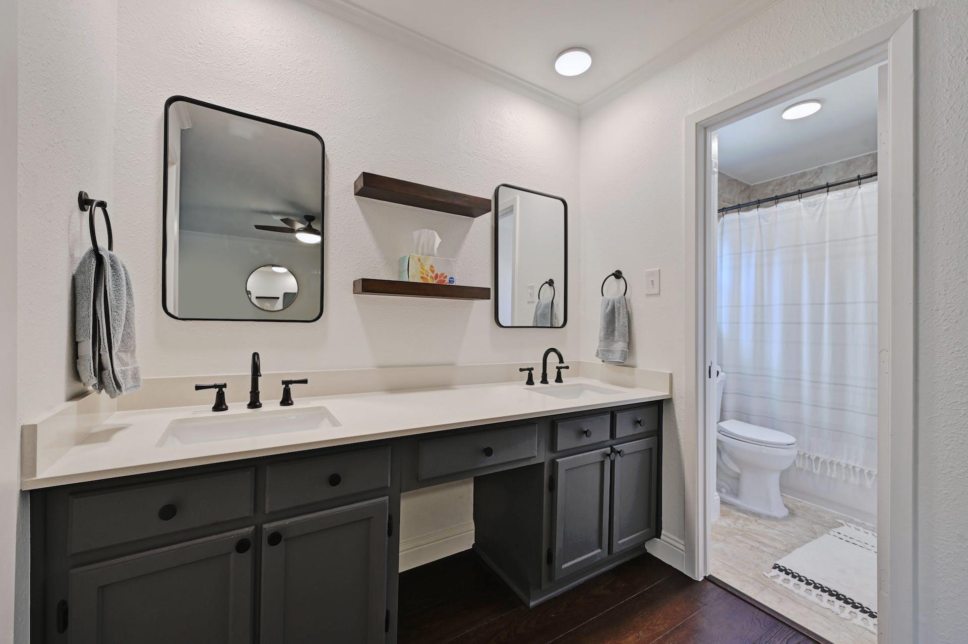 9007 Jesse James Dr, Austin, TX 78748