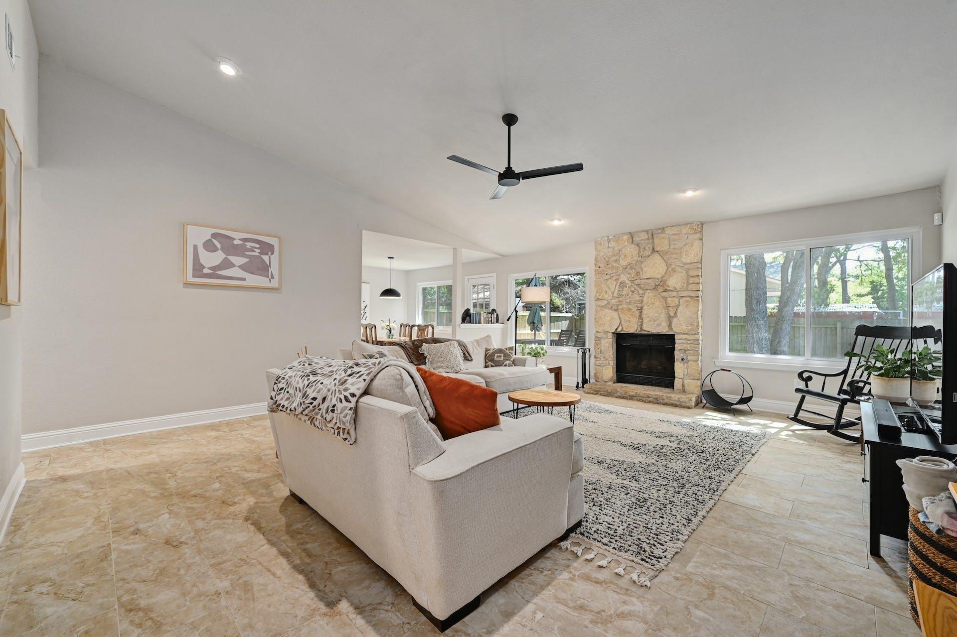 9007 Jesse James Dr, Austin, TX 78748