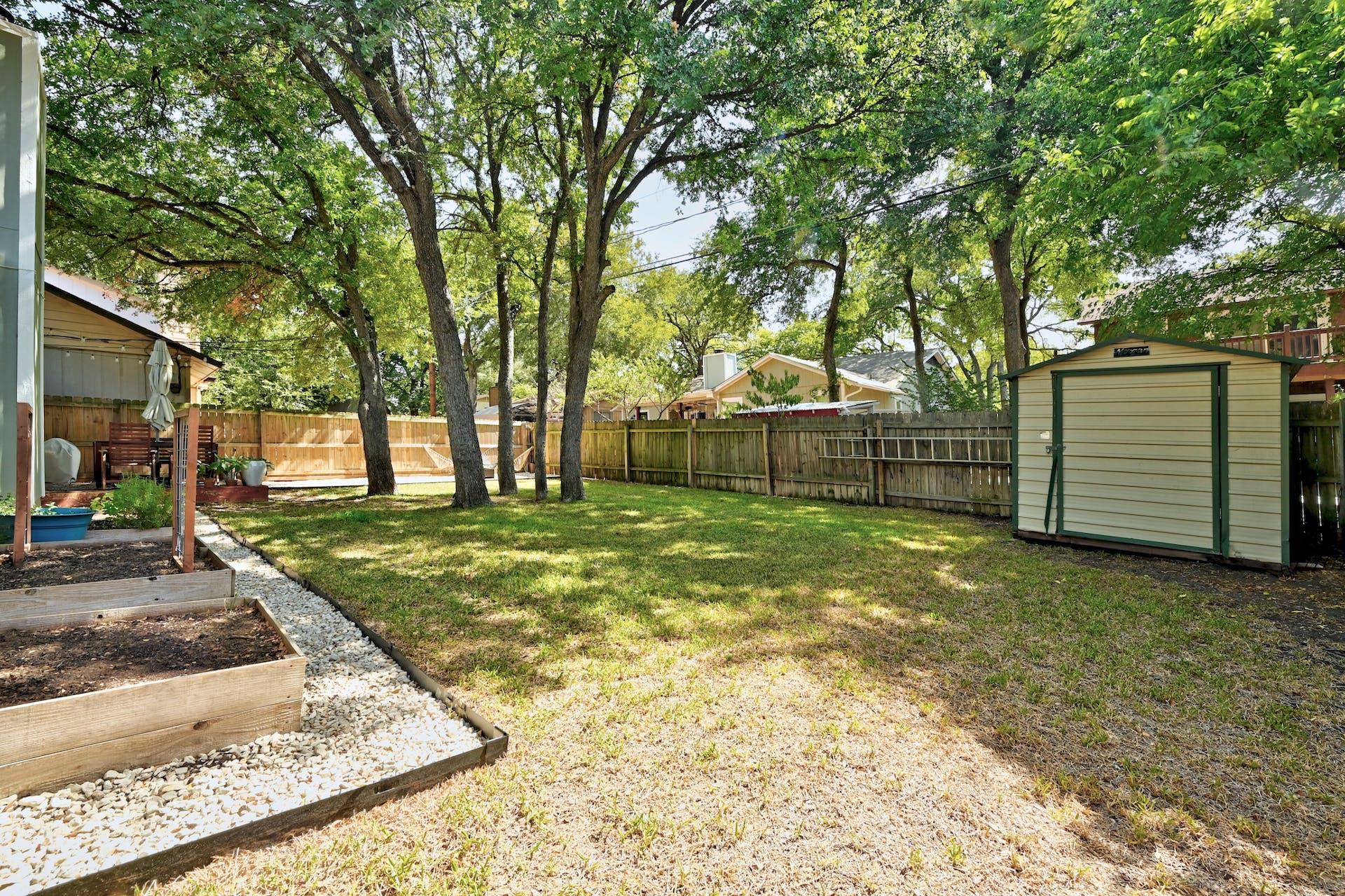 9007 Jesse James Dr, Austin, TX 78748