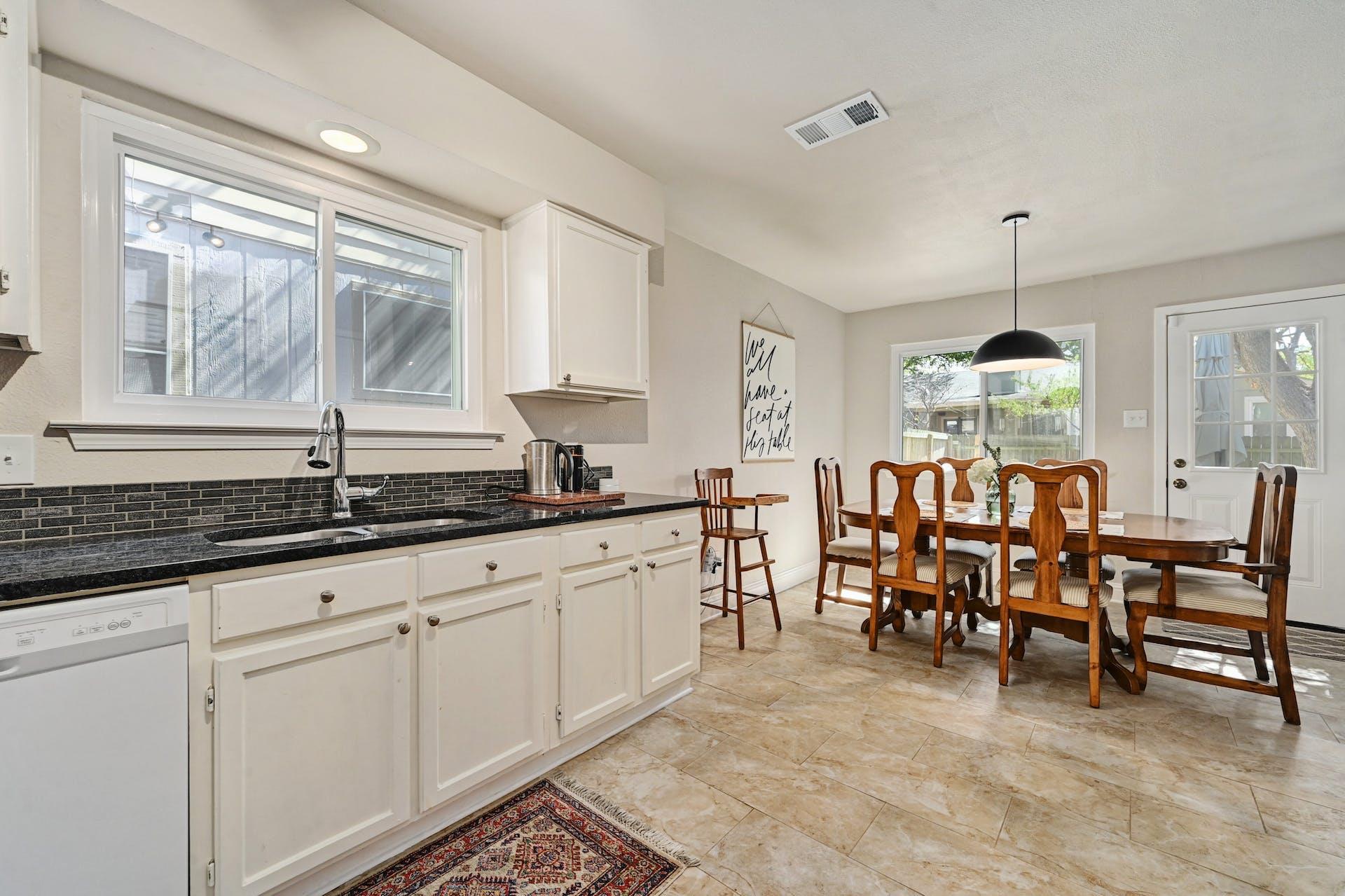 9007 Jesse James Dr, Austin, TX 78748