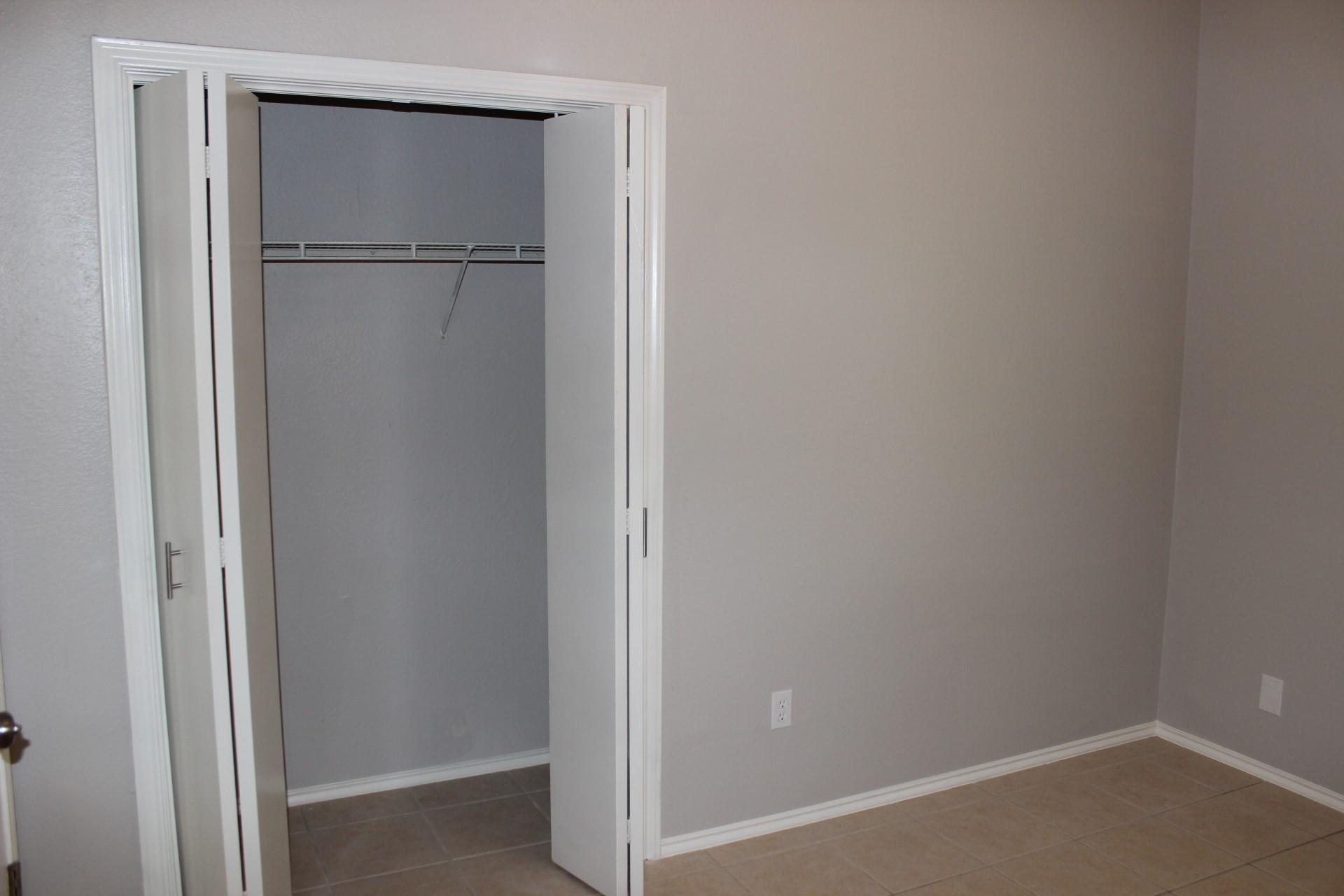 2208 Quiet Wood Dr, Austin, TX 78728