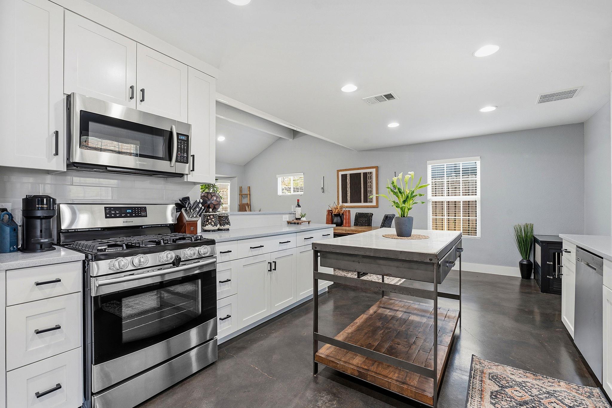 805 Nile St, Austin, TX 78702