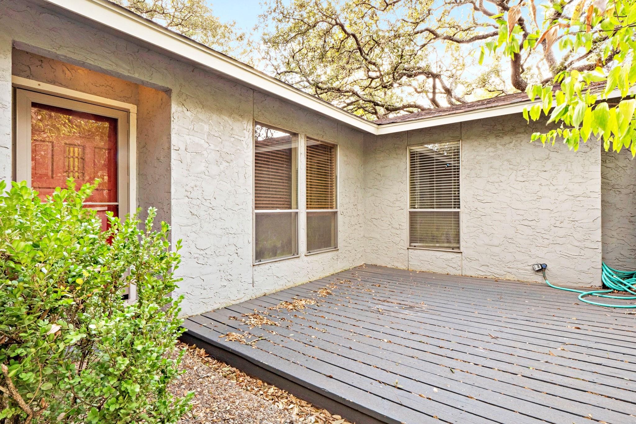 6601 Branching Oak Ct, Austin, TX 78759