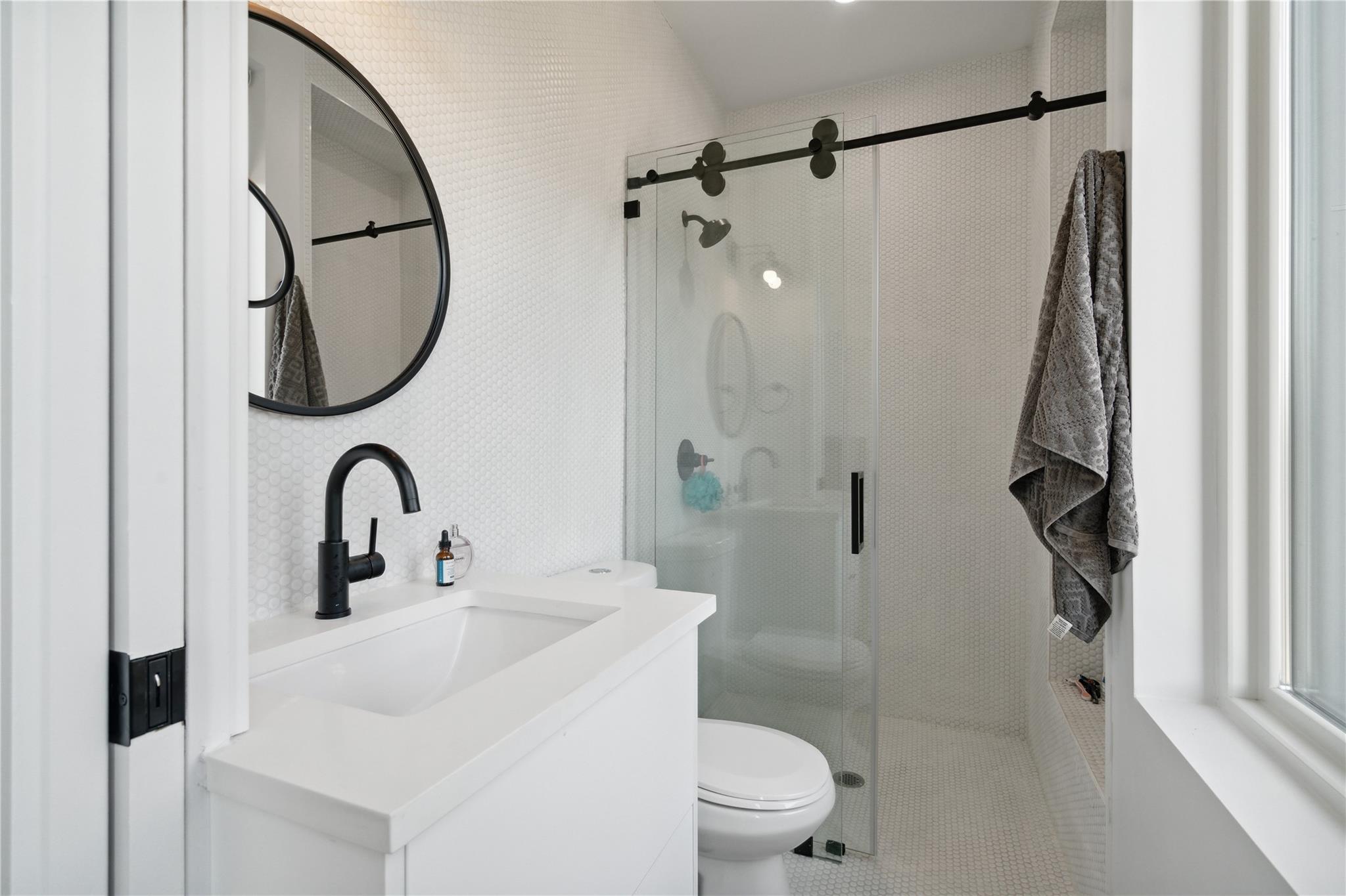 7505 Wynne Ln # 2, Austin, TX 78745