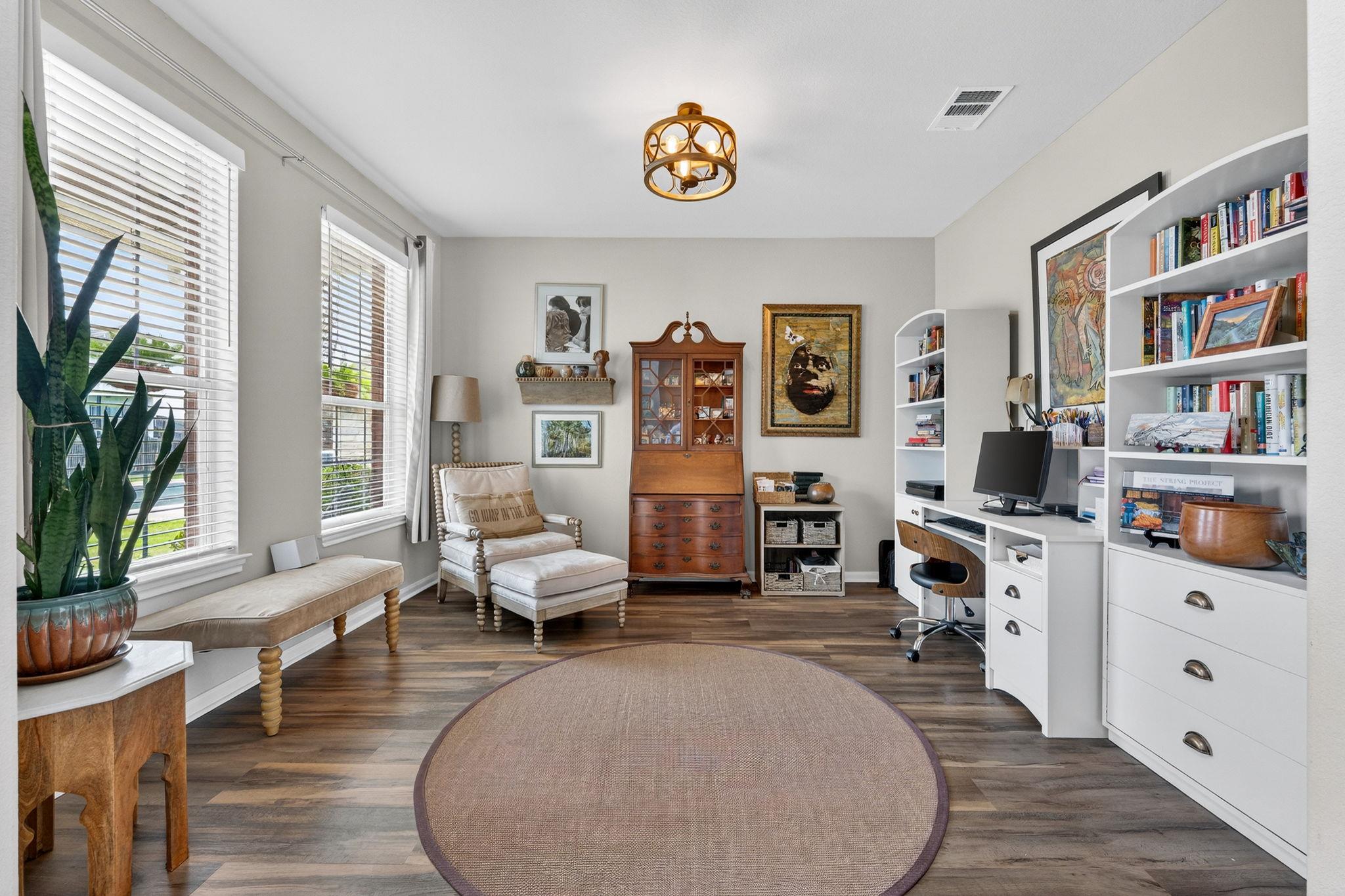 1403 Melissa Oaks Ln, Austin, TX 78744