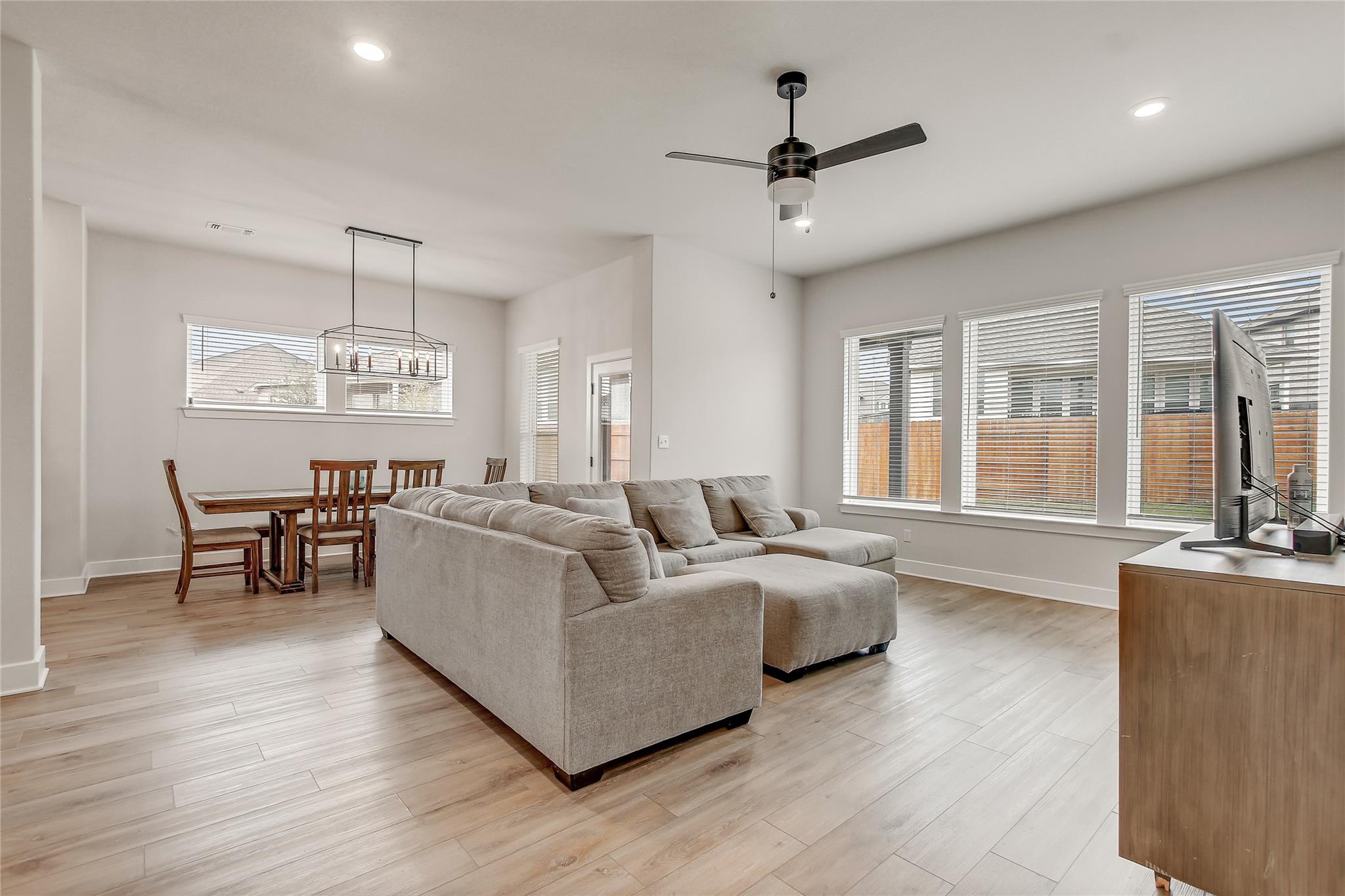 1016 Dog Iron St, Georgetown, TX 78633