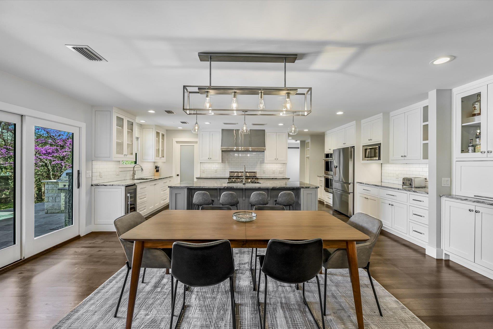 3102 Foxfire Dr, Austin, TX 78746