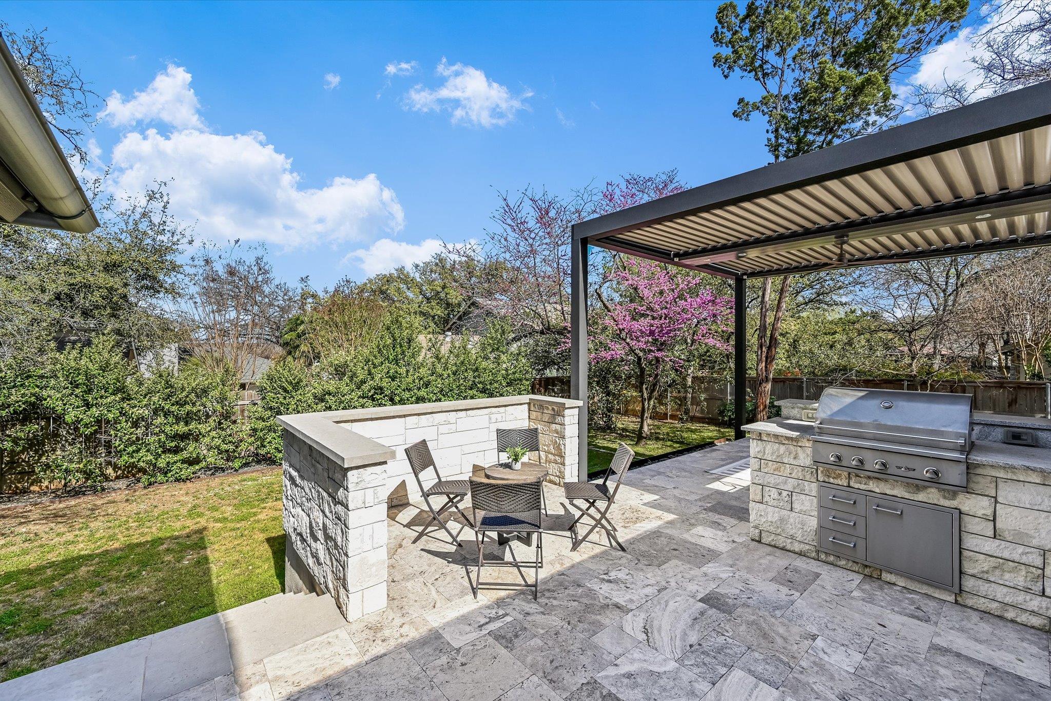 3102 Foxfire Dr, Austin, TX 78746