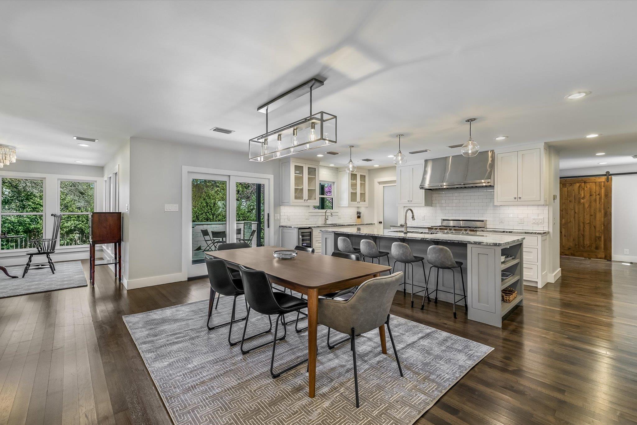 3102 Foxfire Dr, Austin, TX 78746