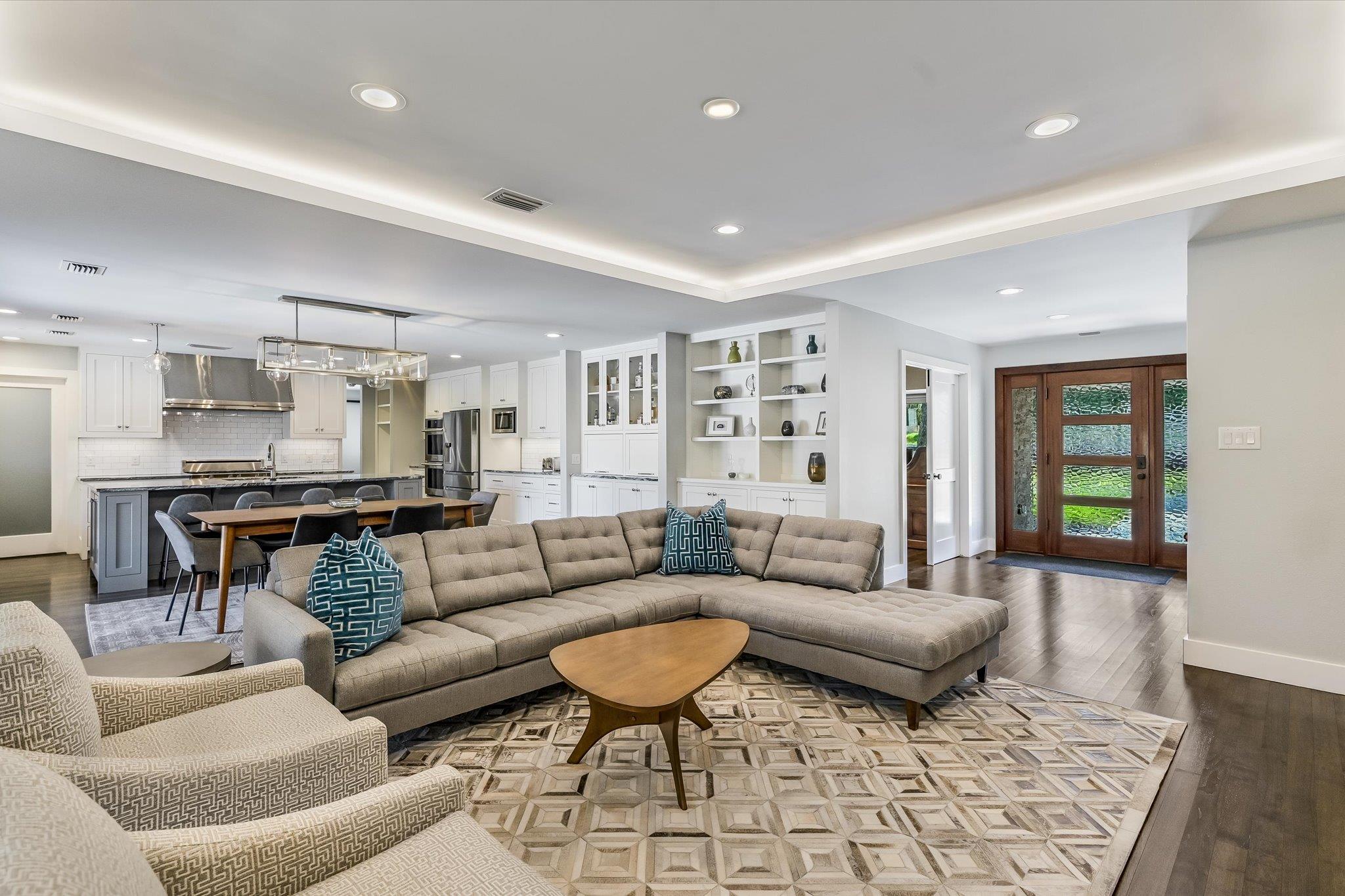 3102 Foxfire Dr, Austin, TX 78746