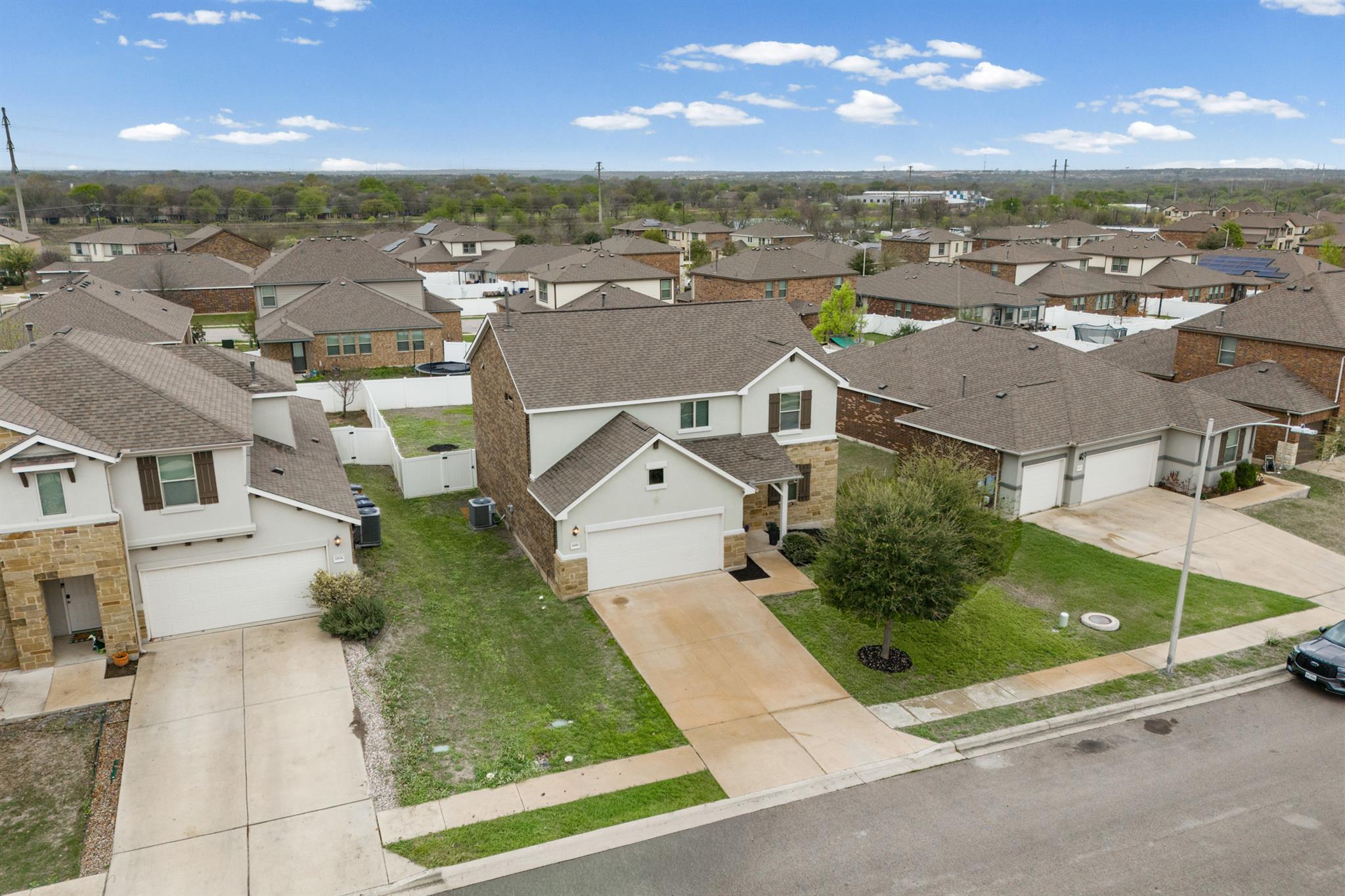 11000 Players Path, Austin, TX 78747