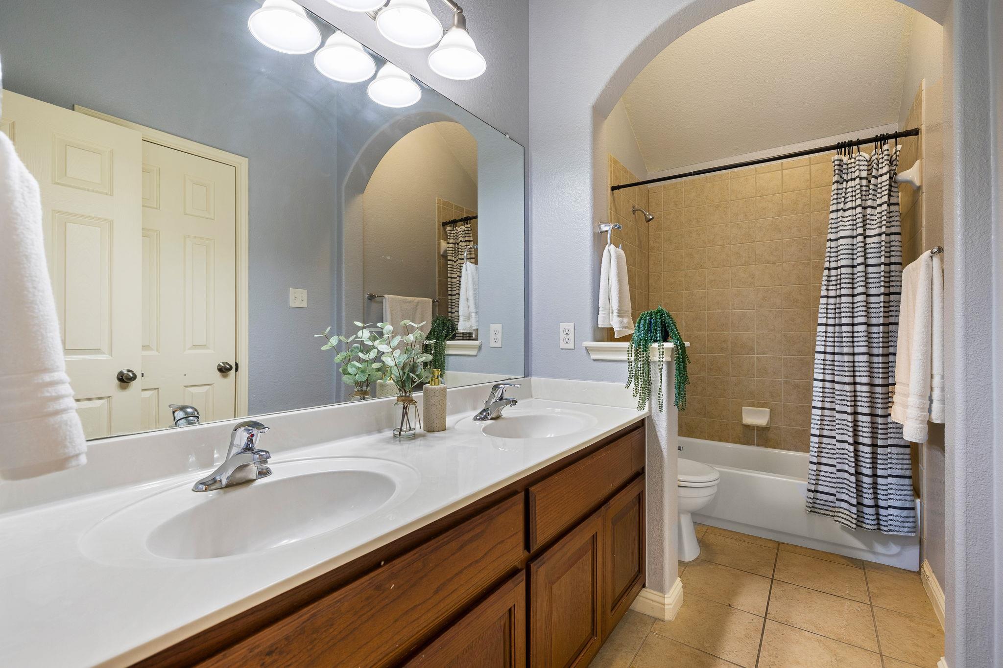 801 Zappa Dr, Cedar Park, TX 78613