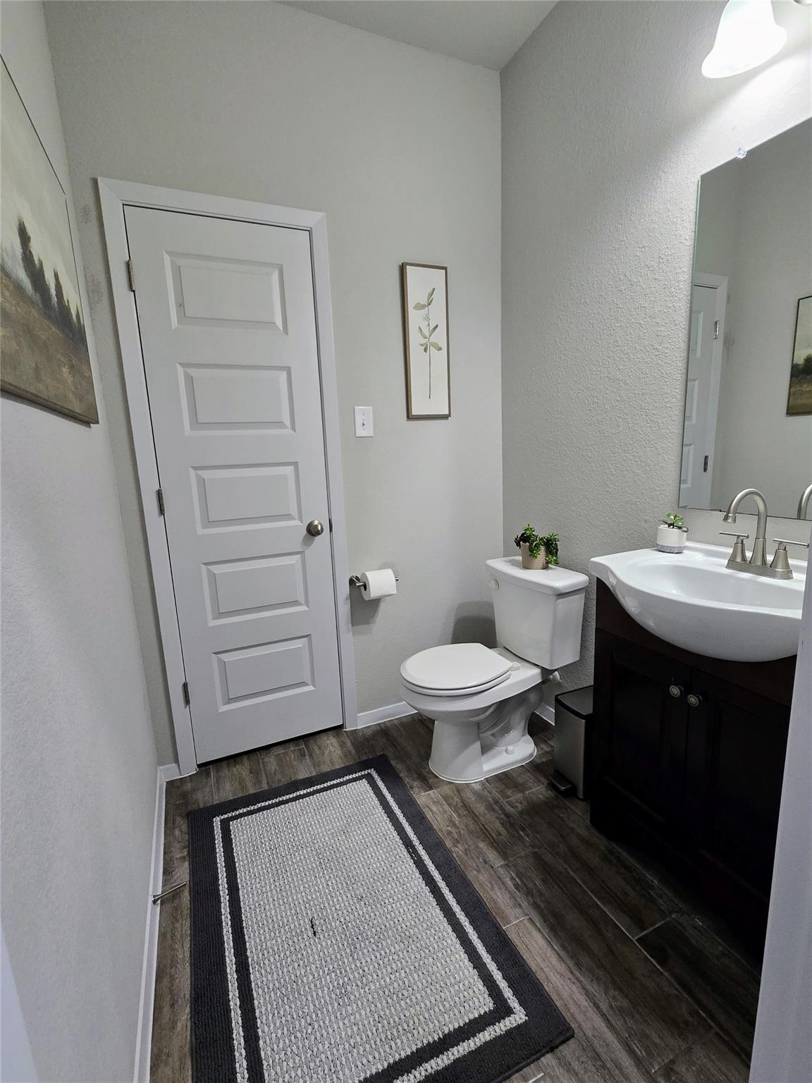 236 Blue Agate Ct, Jarrell, TX 76537