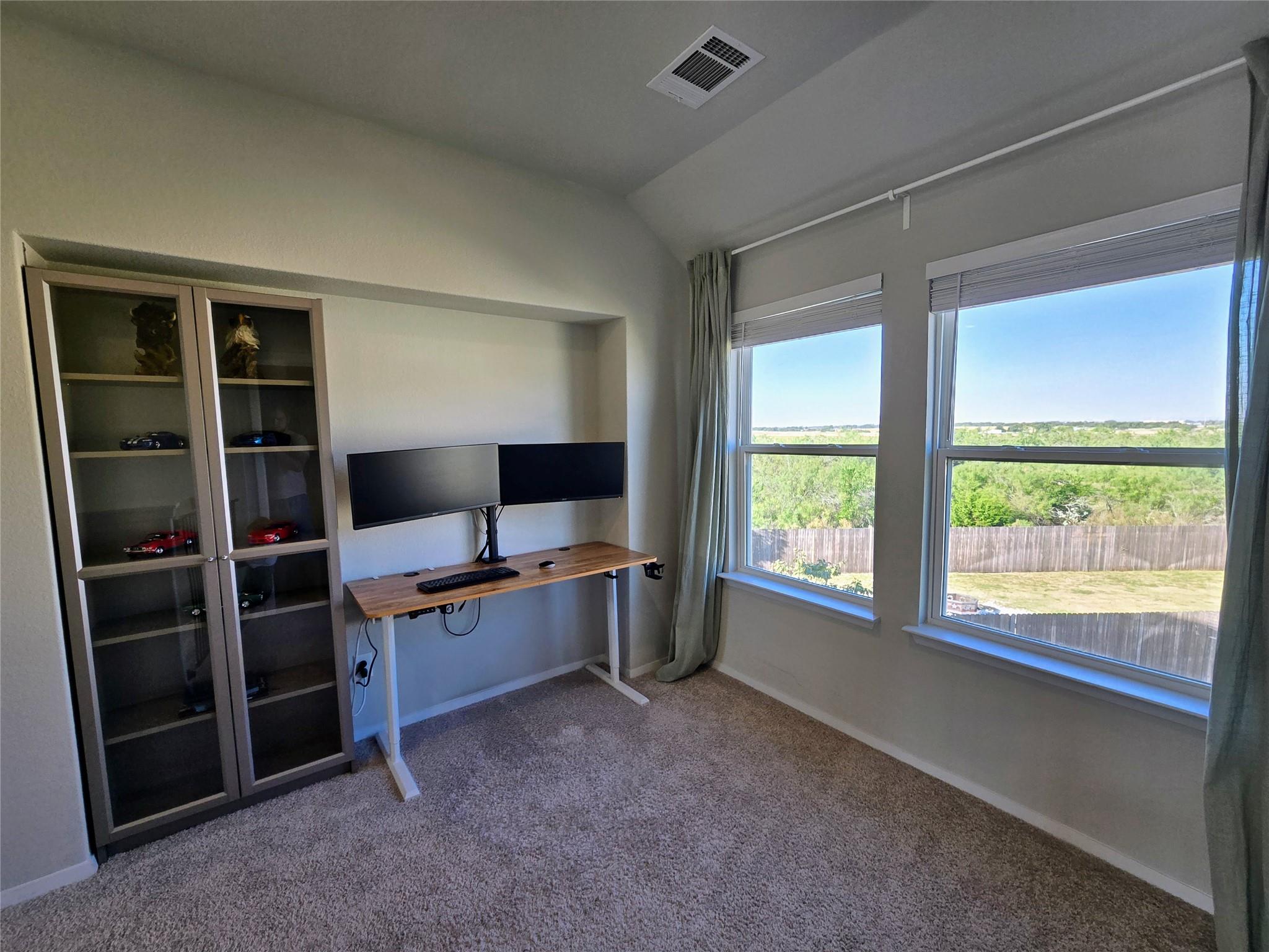 236 Blue Agate Ct, Jarrell, TX 76537