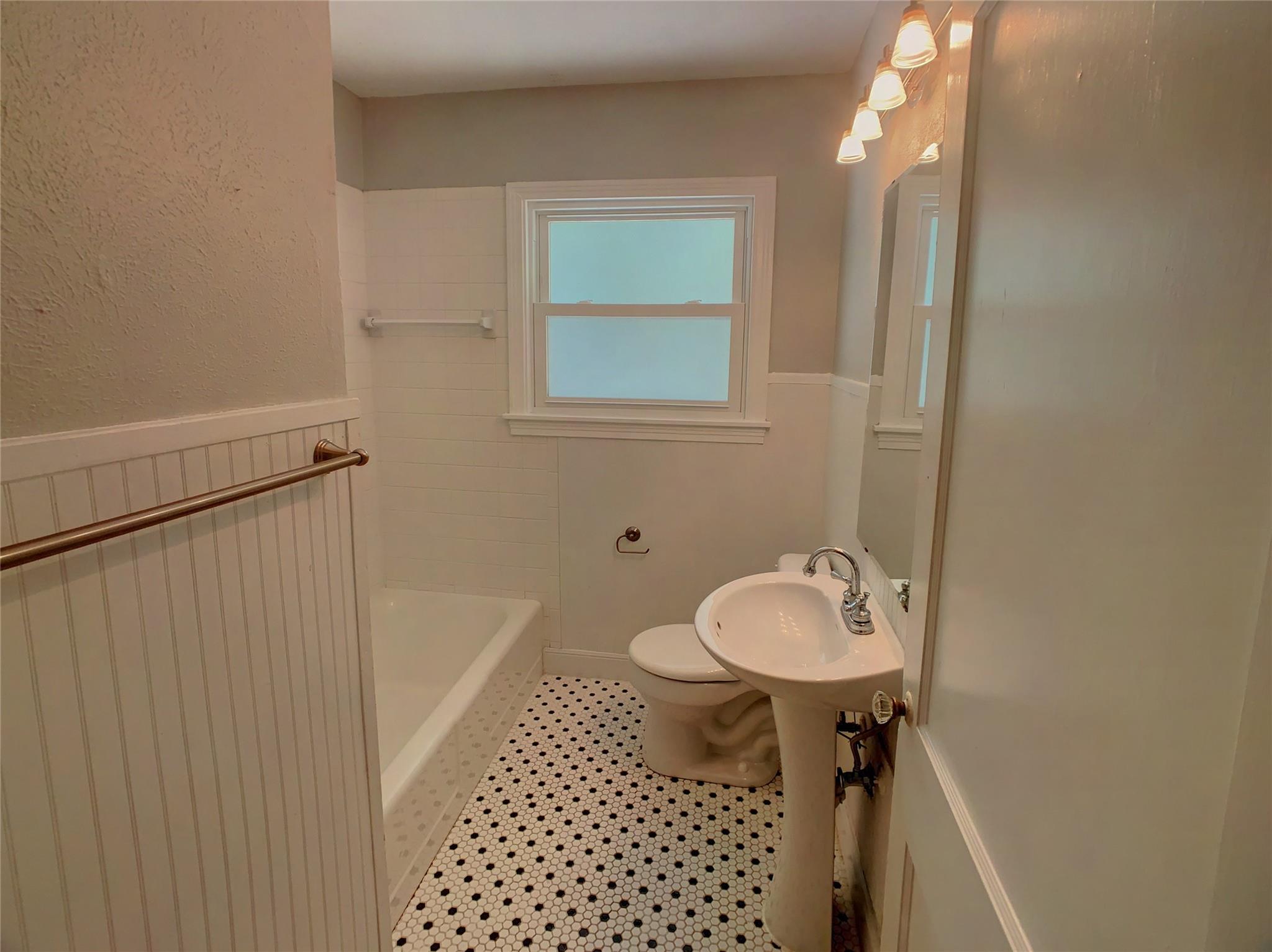 5010 Shoalwood Ave, Austin, TX 78756