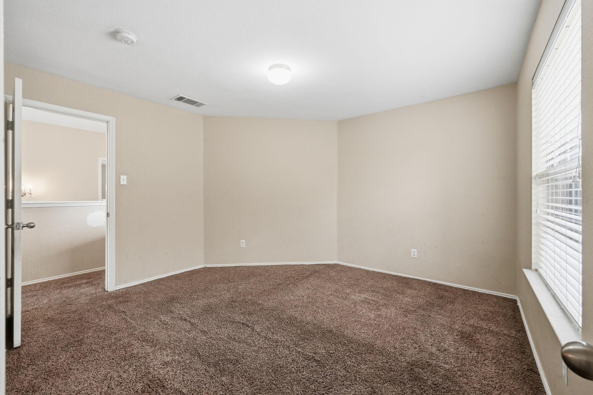 12621 Wayne Spur Ln, Elgin, TX 78621