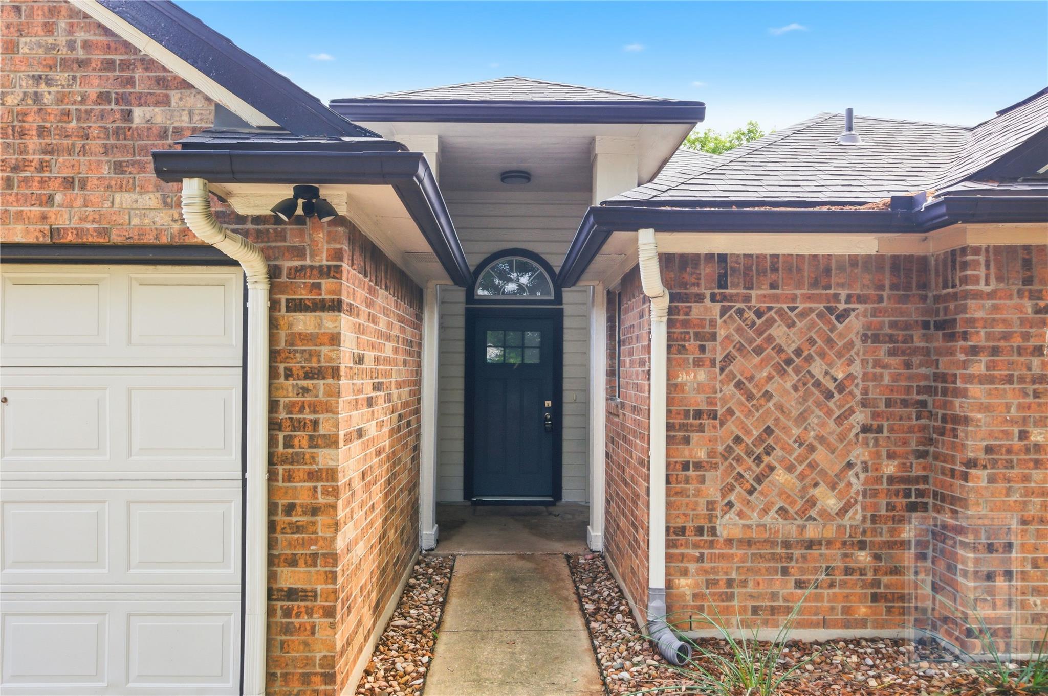 1006 Buttercup Ct, Leander, TX 78641