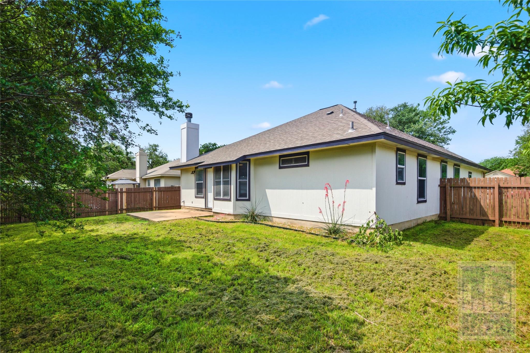 1006 Buttercup Ct, Leander, TX 78641
