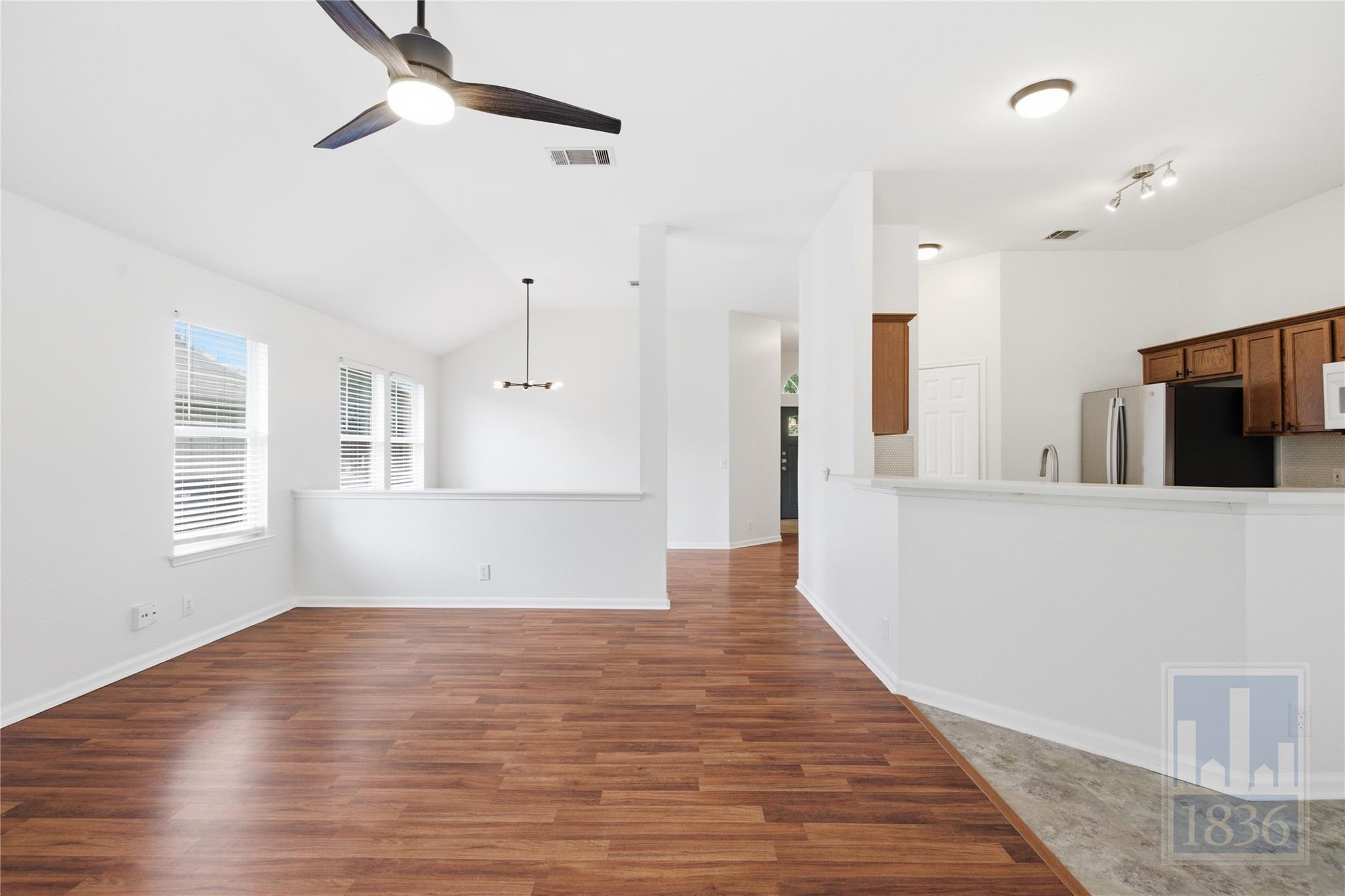 1006 Buttercup Ct, Leander, TX 78641