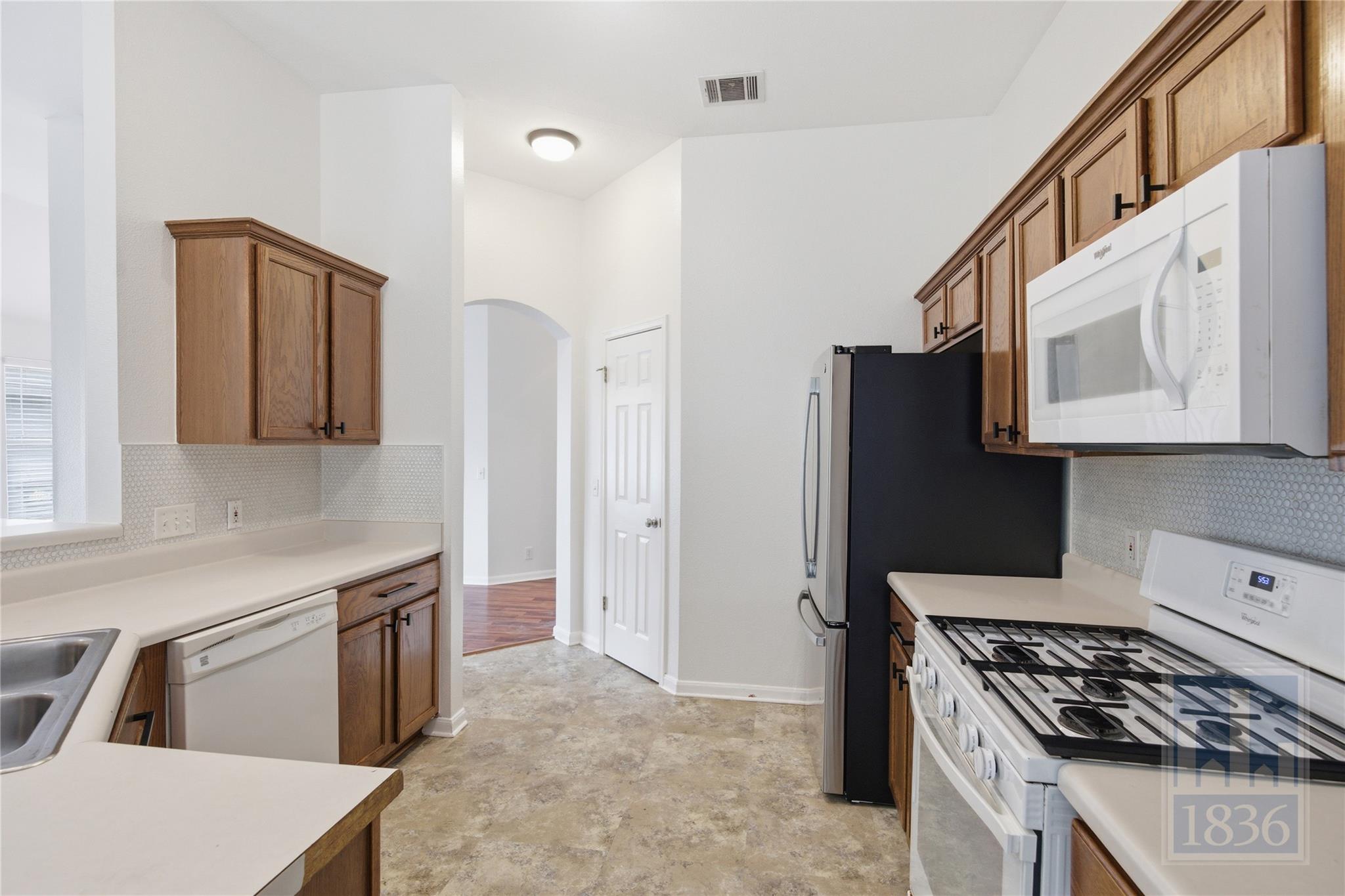1006 Buttercup Ct, Leander, TX 78641