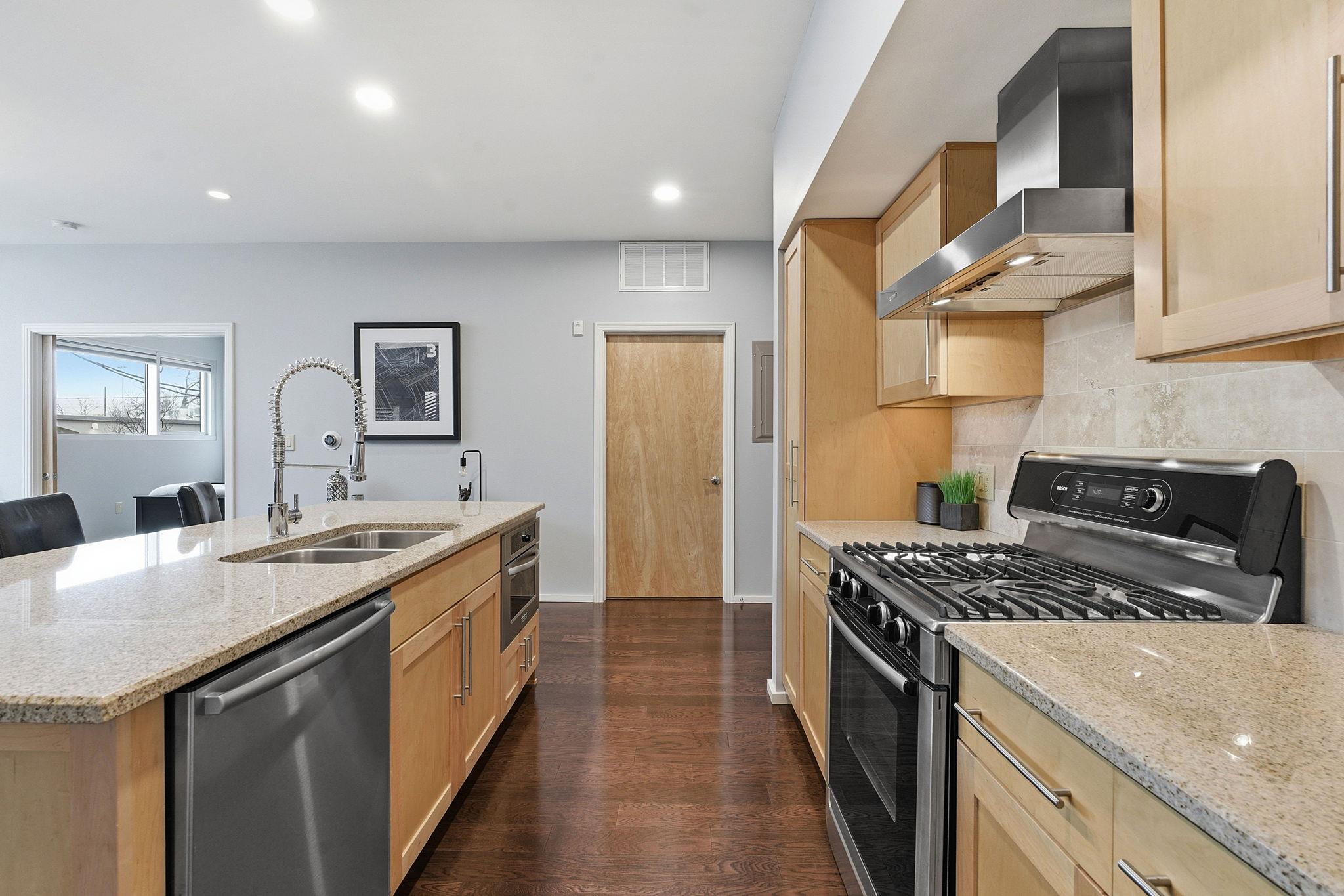 1600 Barton Springs Rd # 1106, Austin, TX 78704