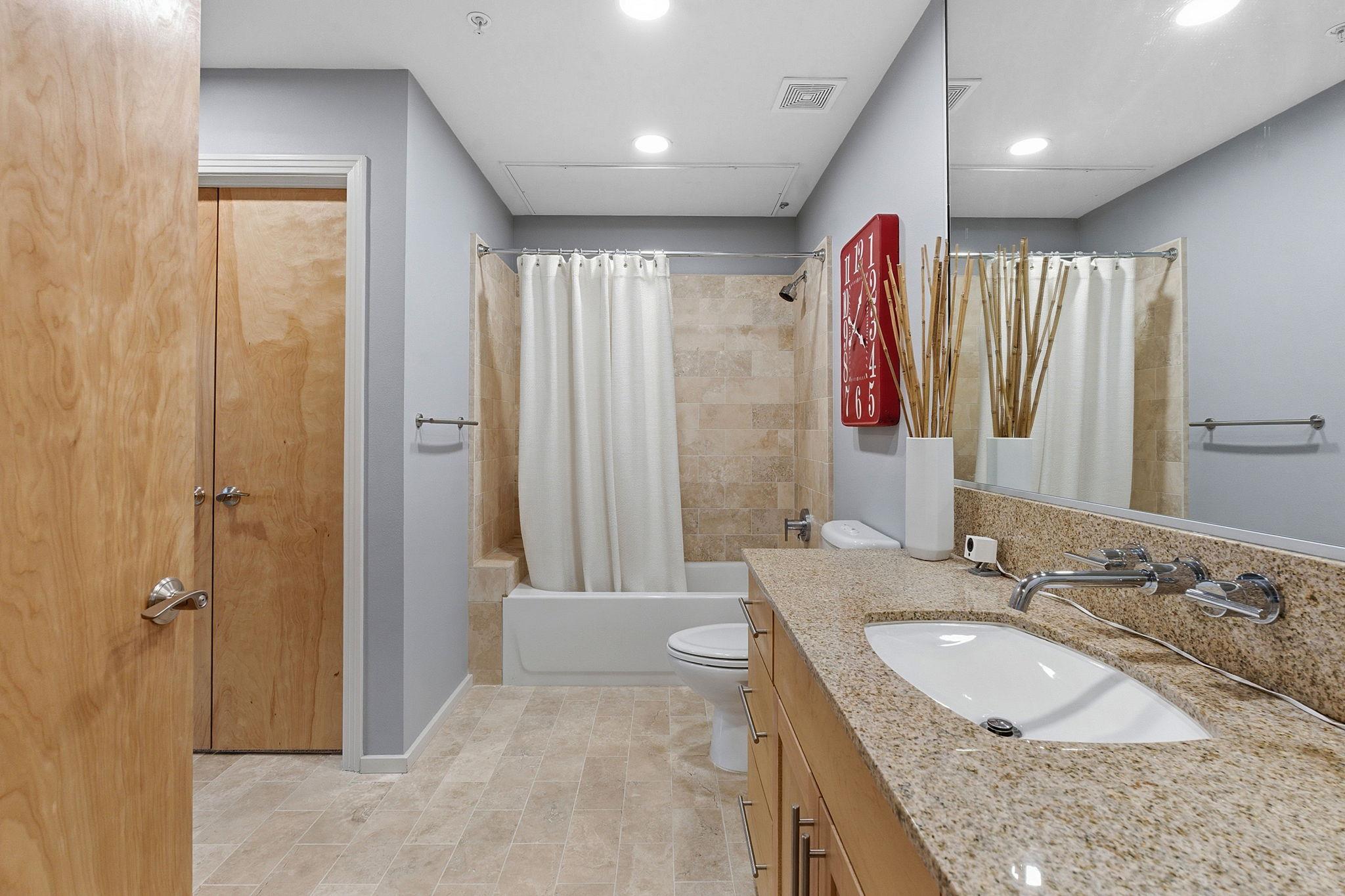 1600 Barton Springs Rd # 1106, Austin, TX 78704