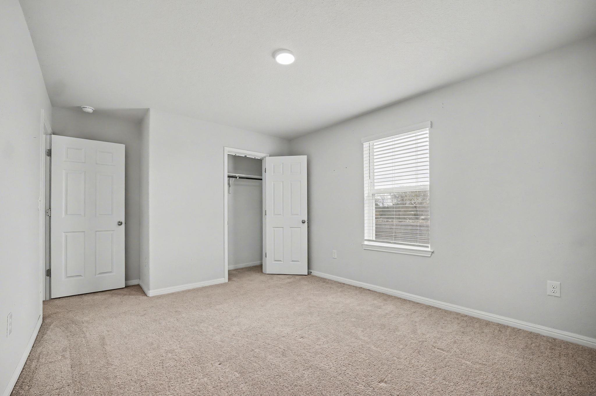 10807 Sentinel Dr, Austin, TX 78747