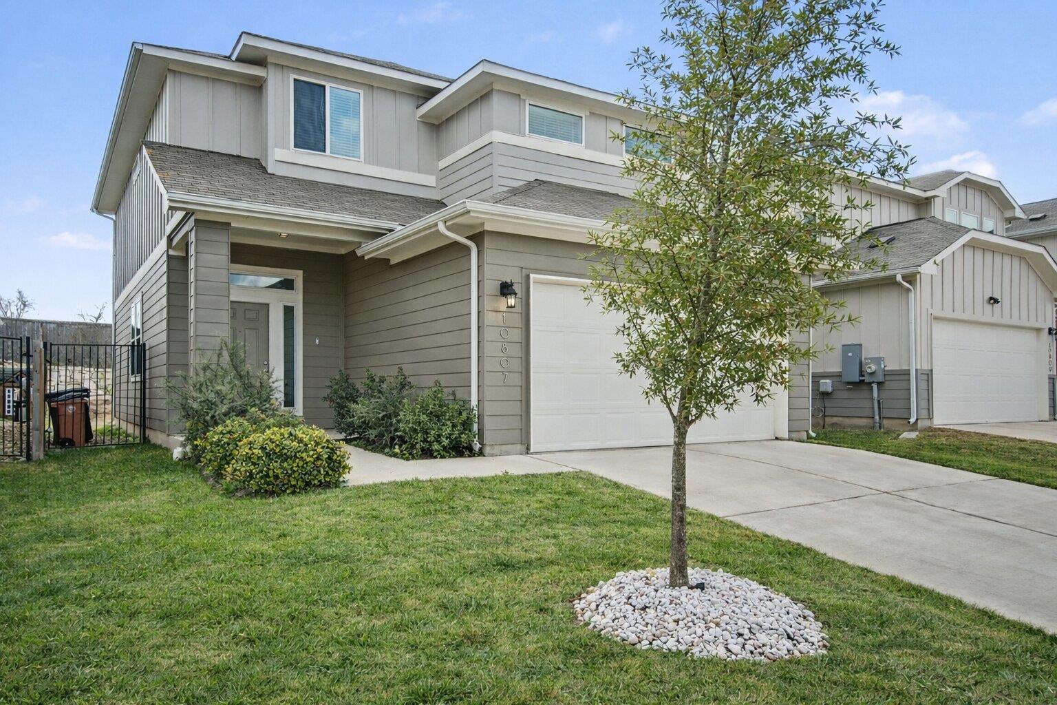 10807 Sentinel Dr, Austin, TX 78747