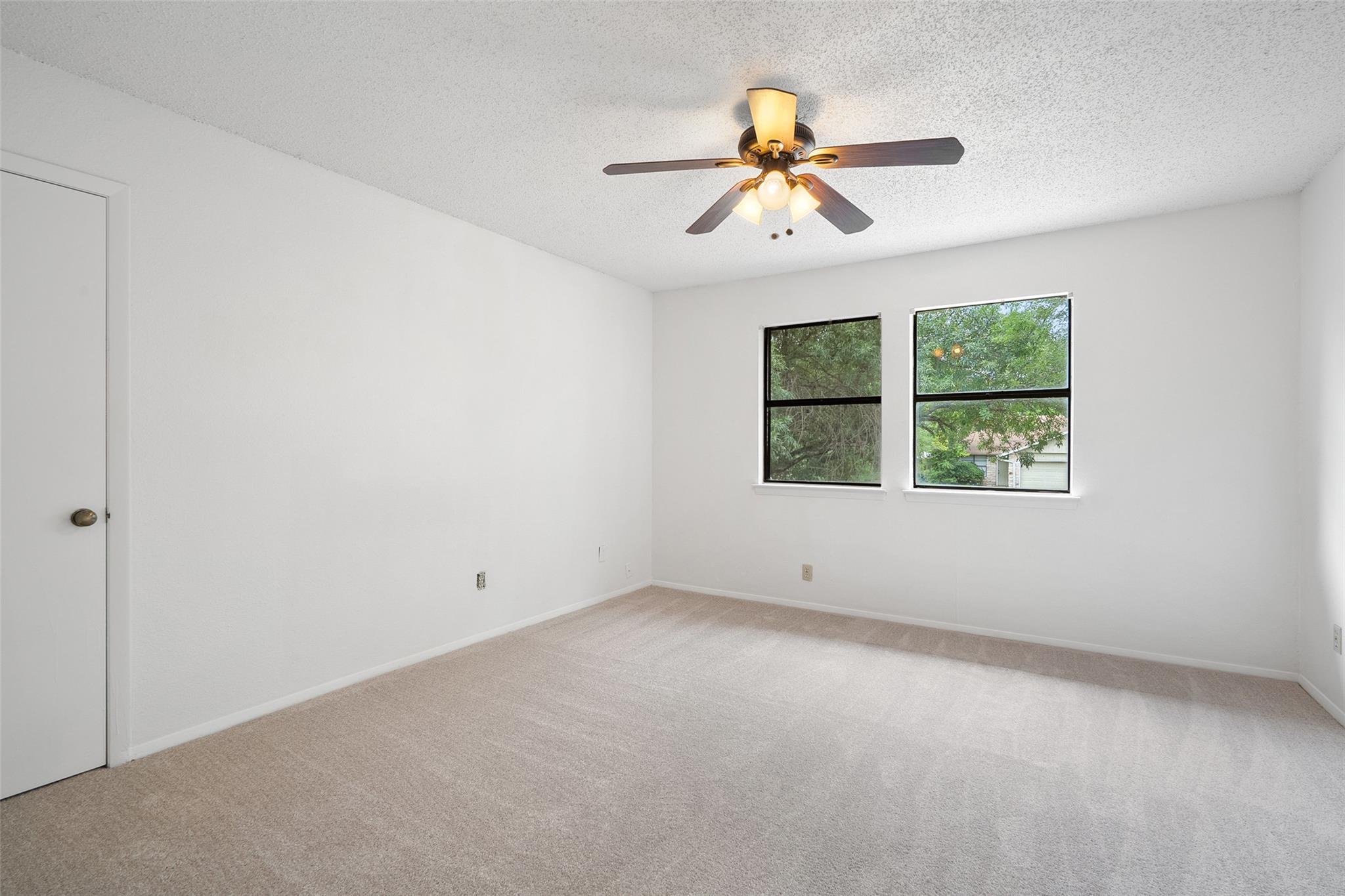 11435 Ptarmigan Dr, Austin, TX 78758