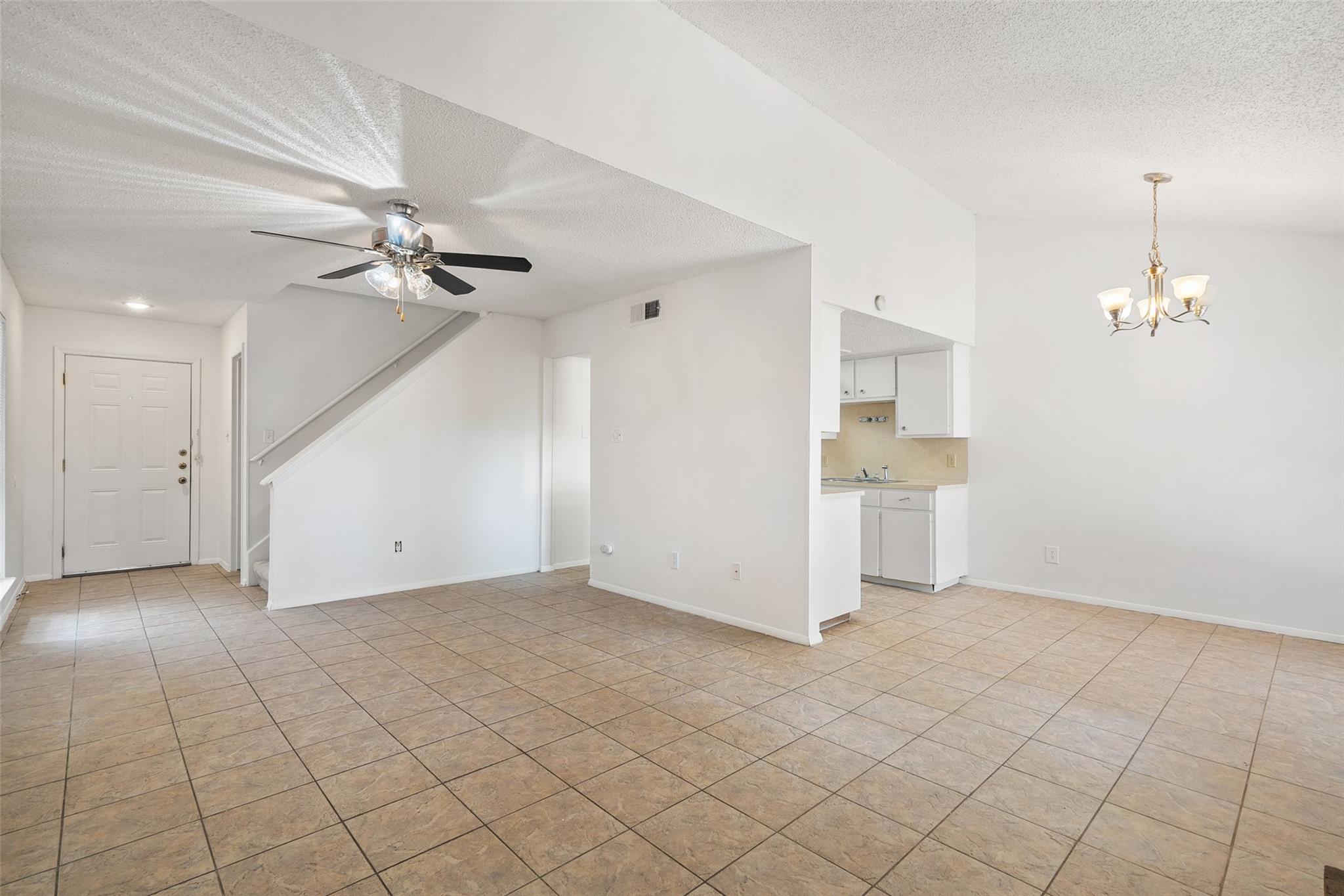 11435 Ptarmigan Dr, Austin, TX 78758