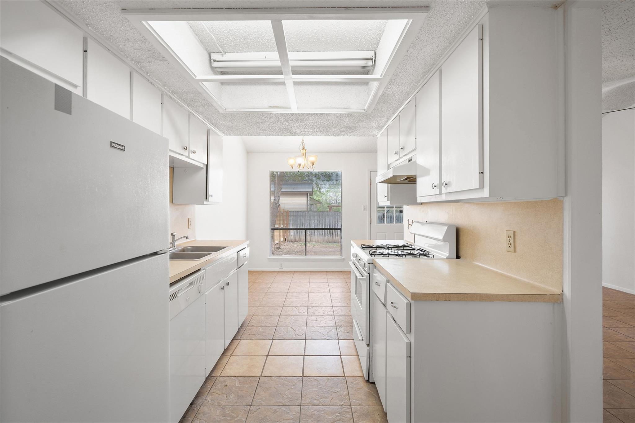 11435 Ptarmigan Dr, Austin, TX 78758